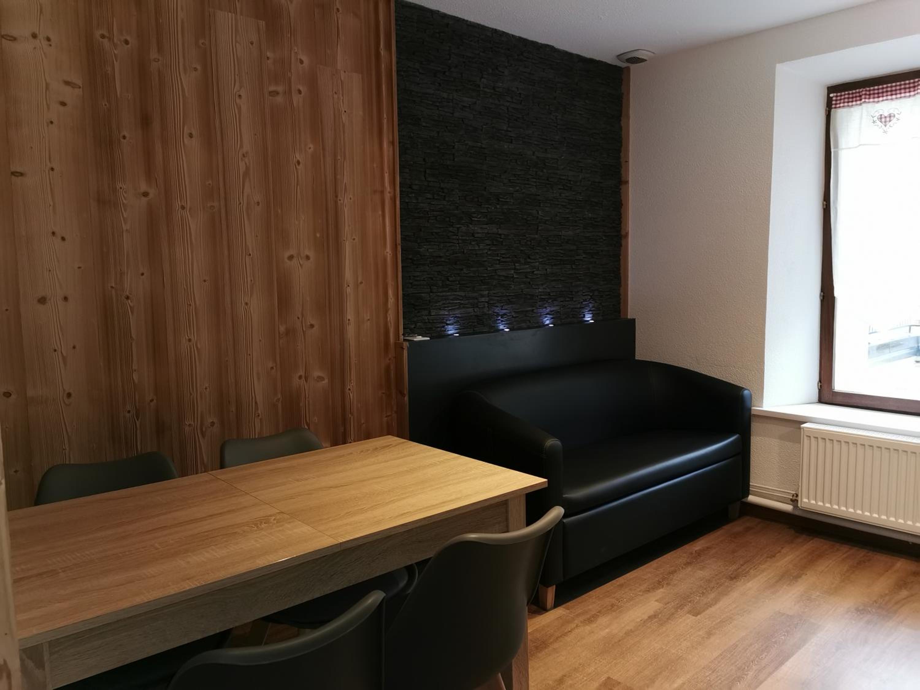 Two-Bedroom Suite photo 3