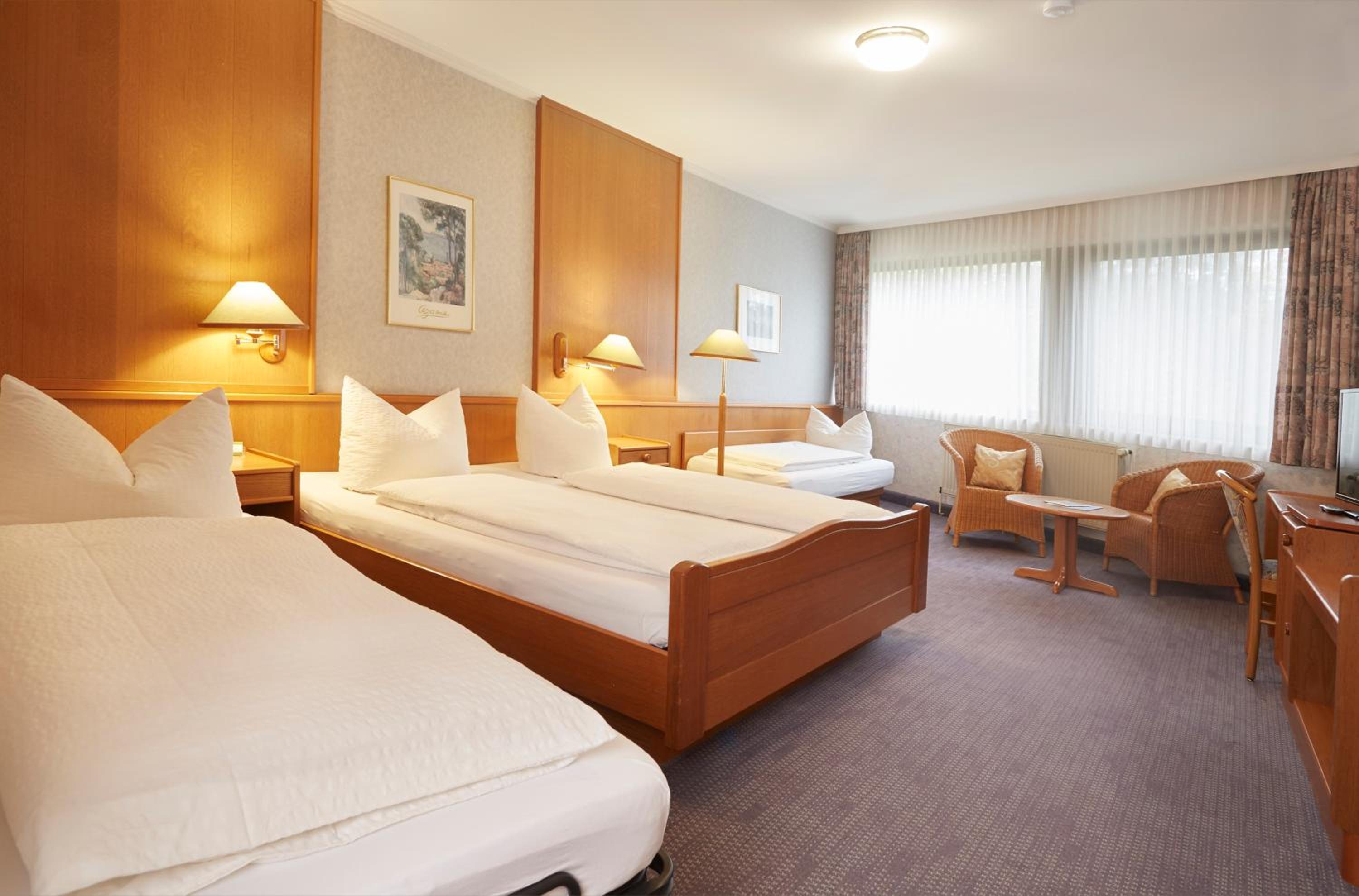Quadruple Room - Photo 3