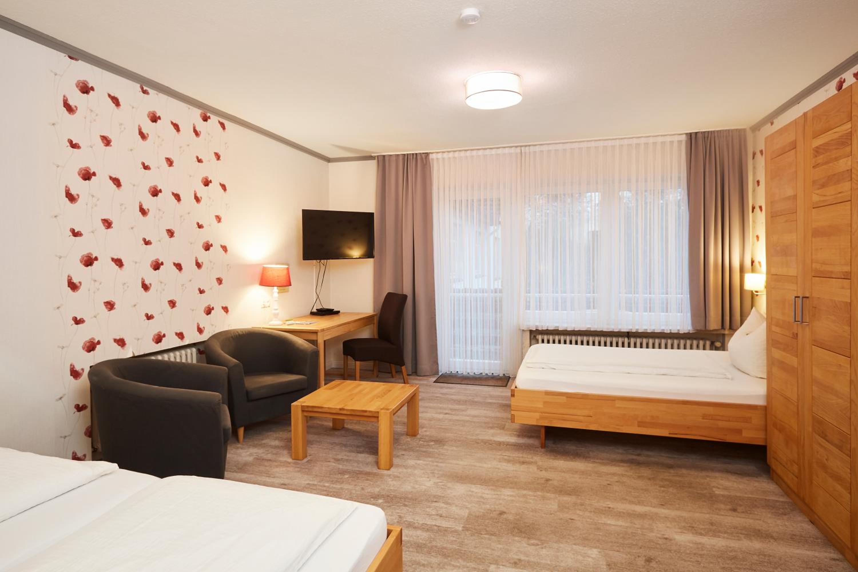 Quadruple Room - Photo 4