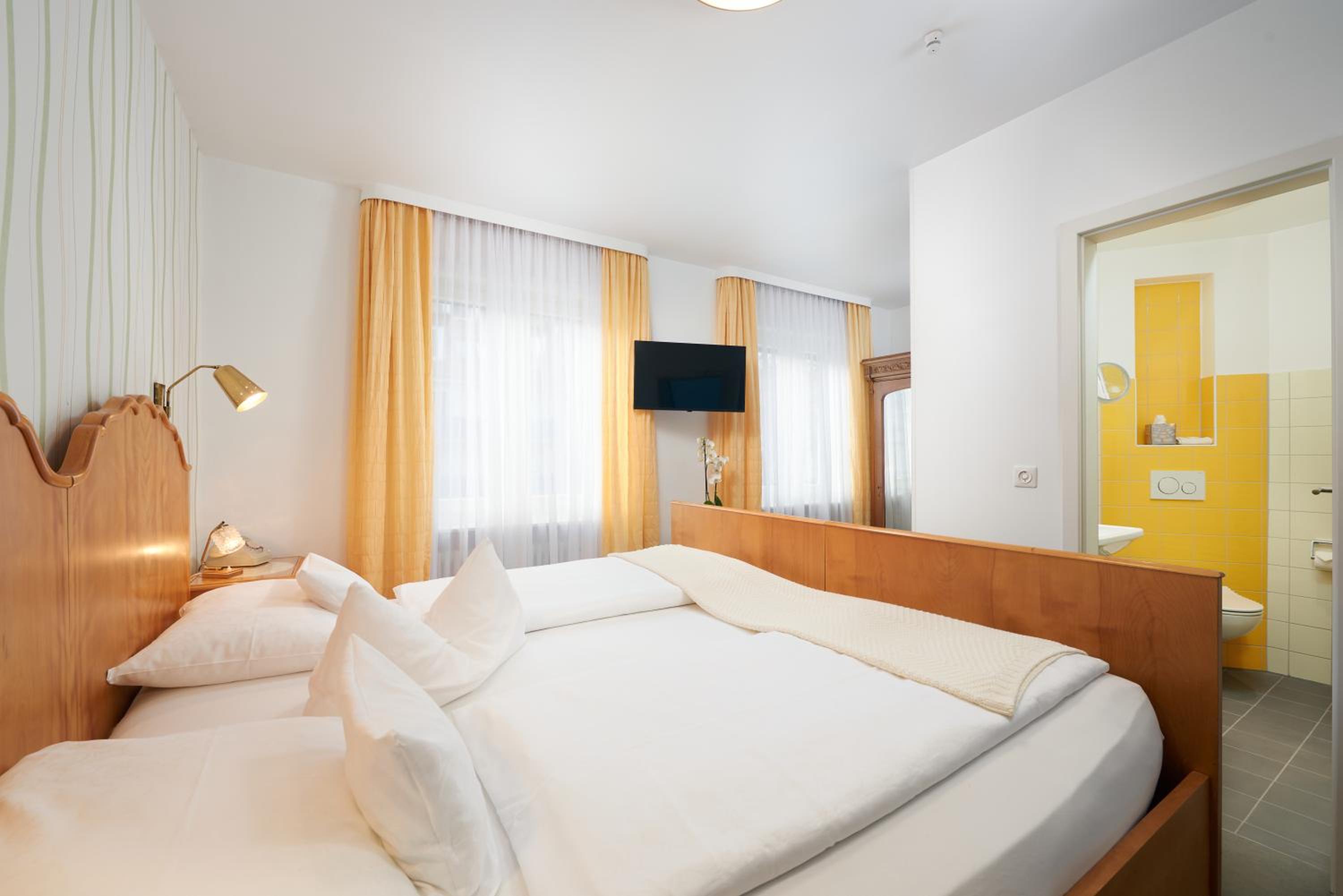 Double Room photo 3