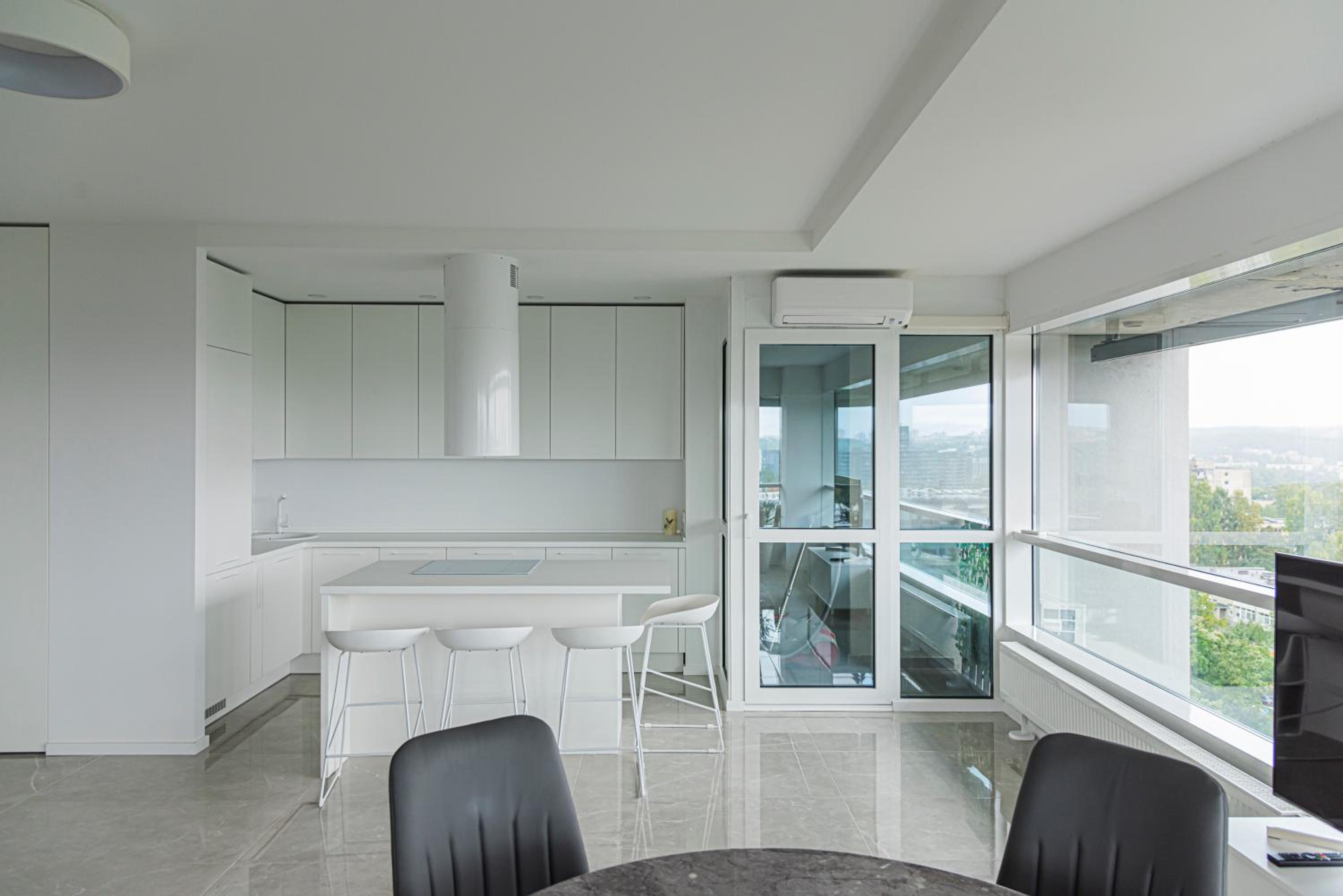 One-Bedroom Apartment - Photo 7