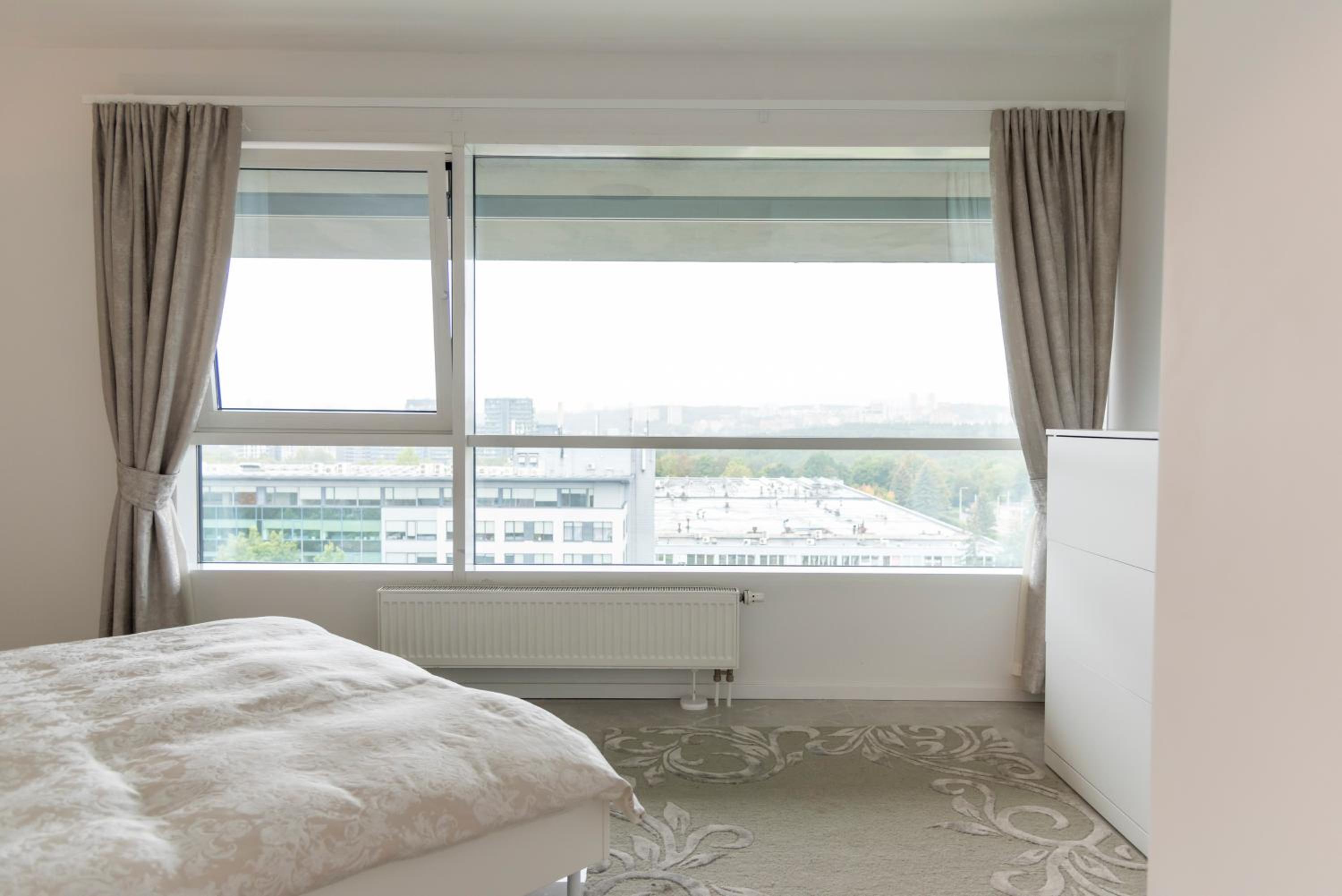 One-Bedroom Apartment - Photo 10
