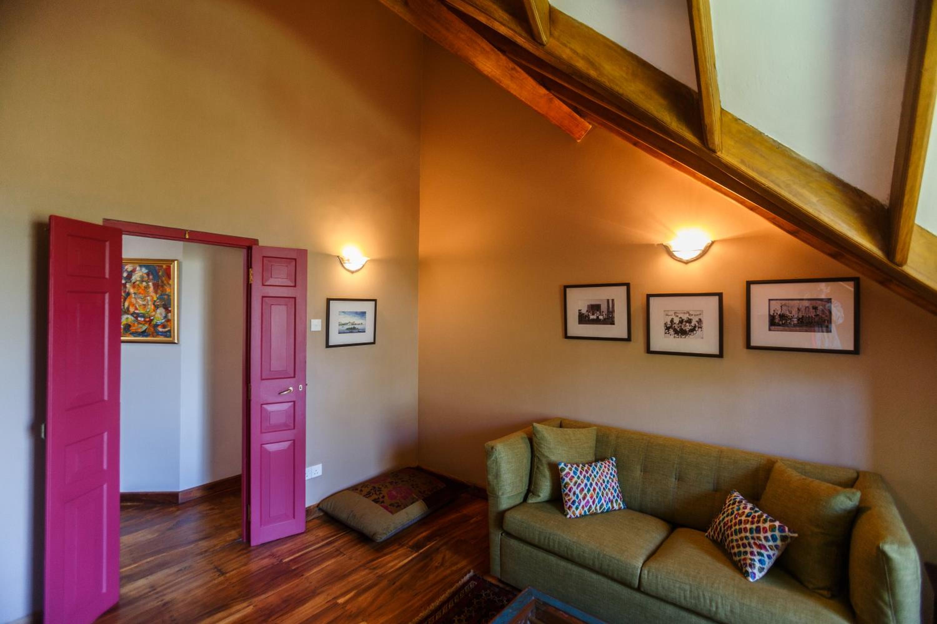 Villa photo 2