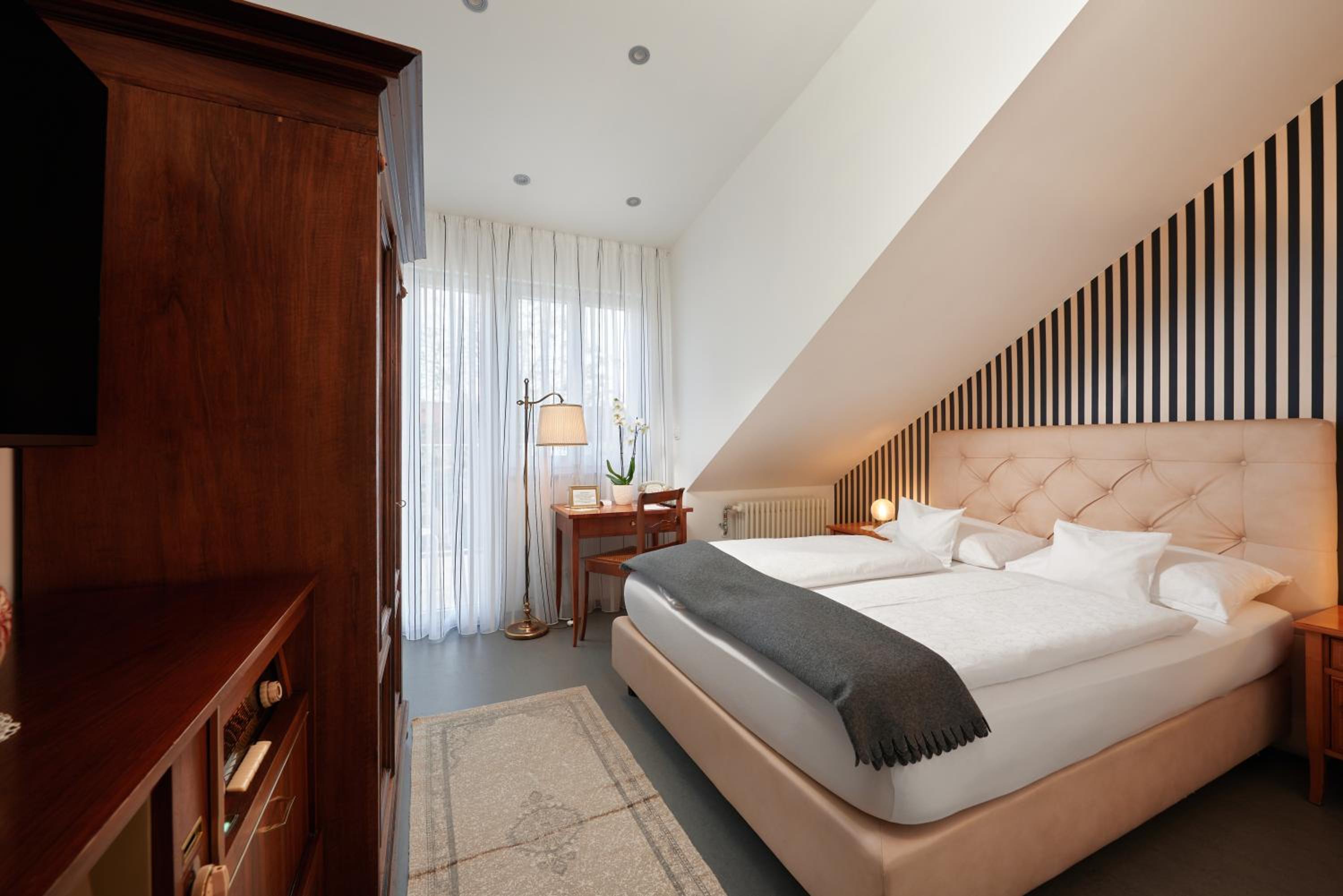 Small Double Room photo 2