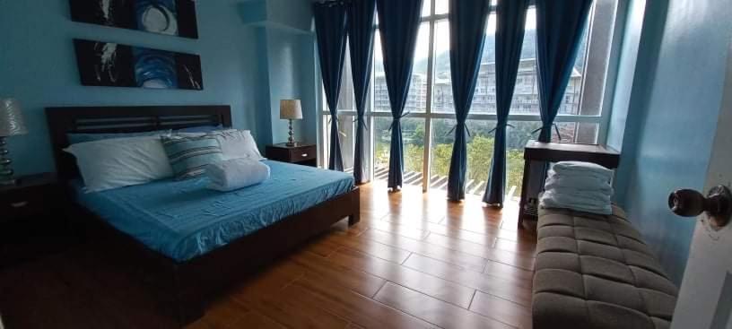 Family Room with Balcony - Photo 1