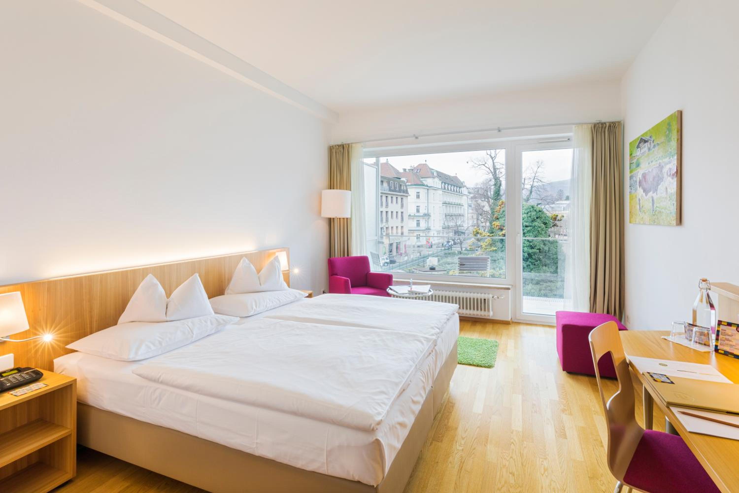 Deluxe Double Room with Park view photo 3