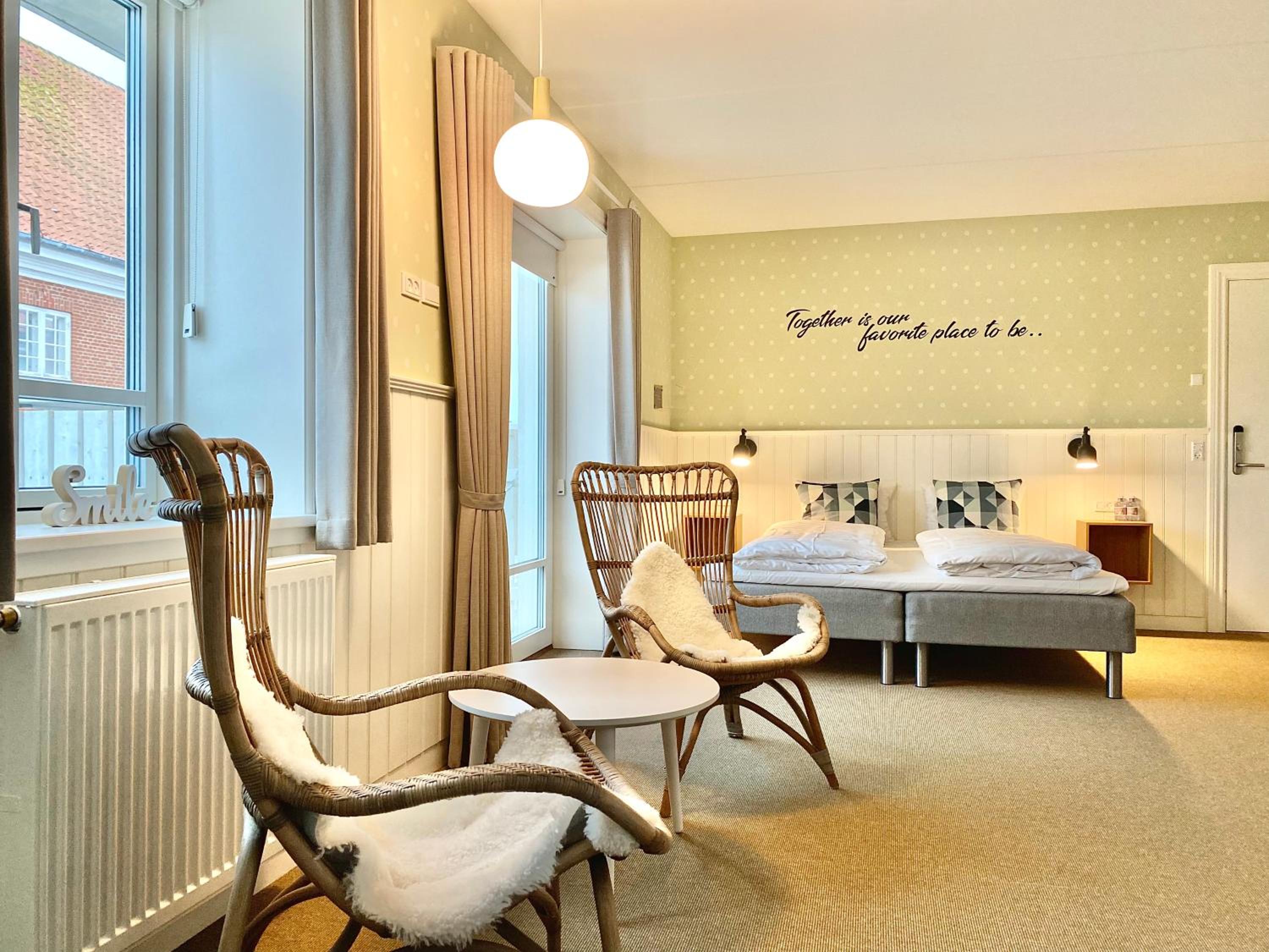 Junior Suite - Music Room - Photo 1