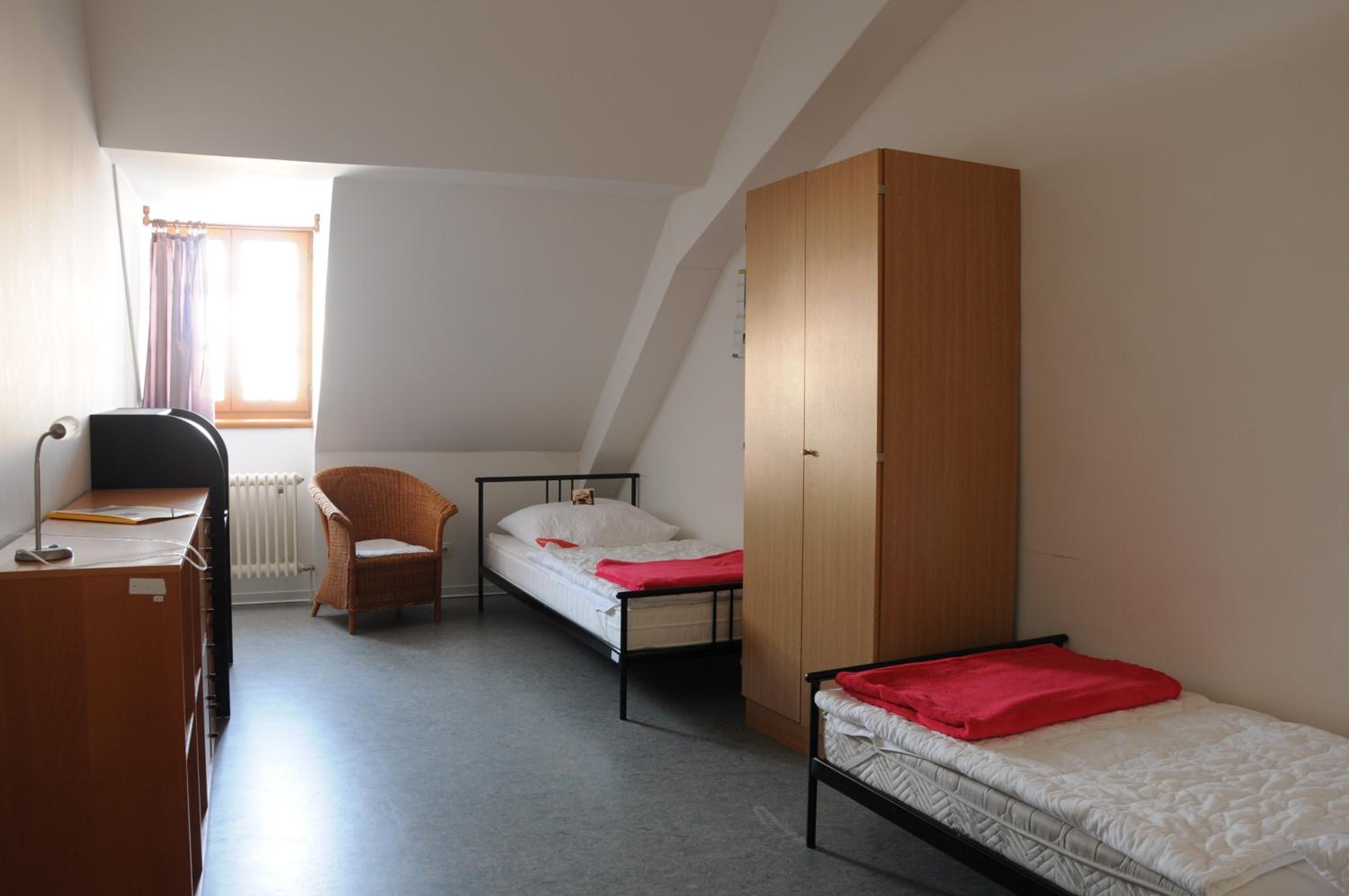 Double Room with Private Bathroom - Photo 1