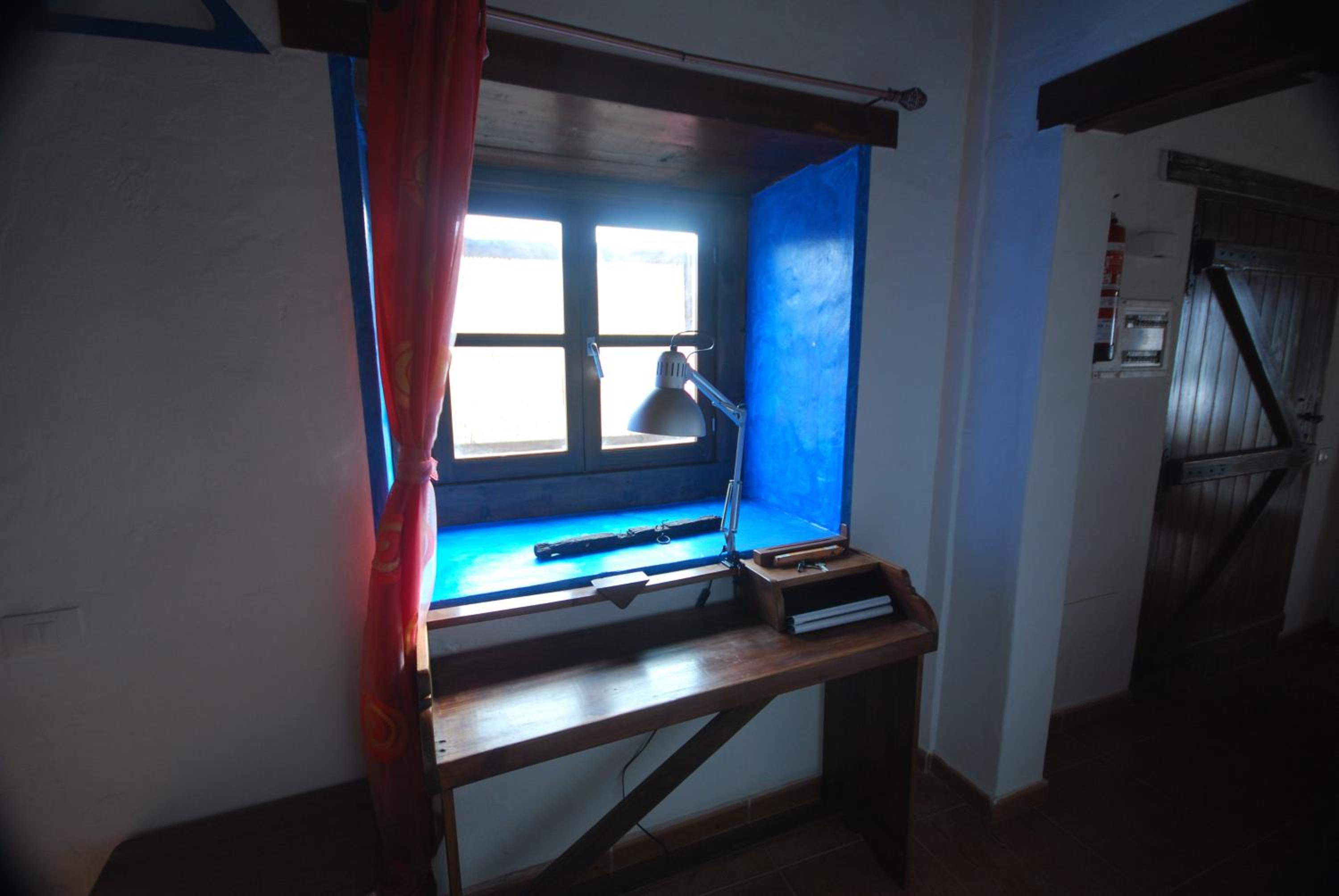 One Bedroom Apartment - Photo 4