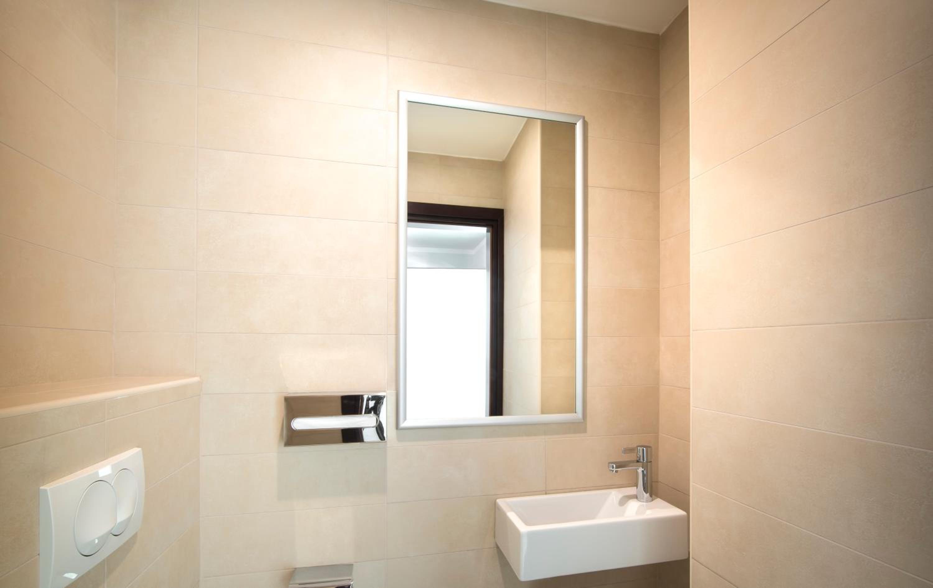 Suite for 4+2 with Jacuzzi Seaview - Photo 2