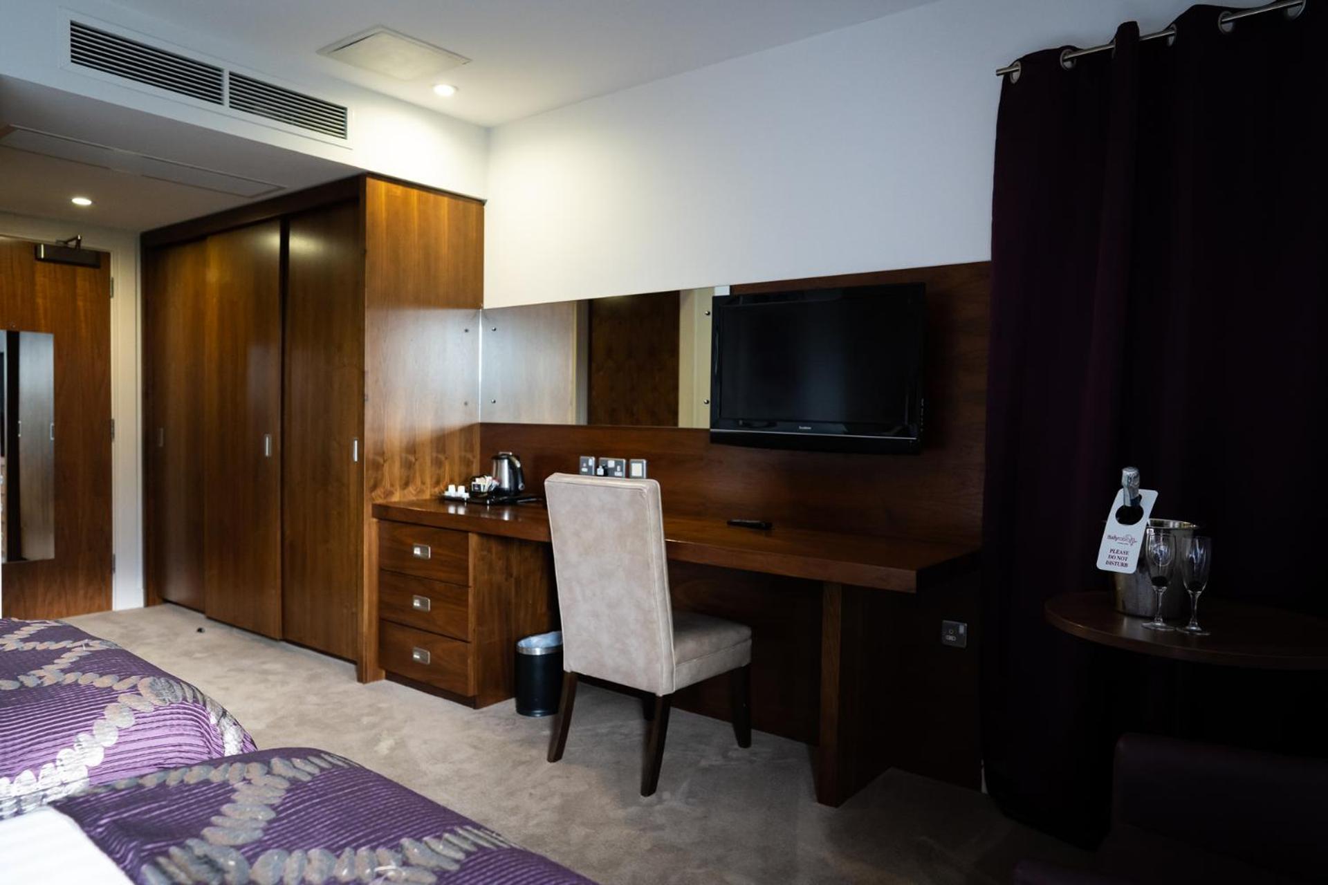 Classic Twin Room - Photo 1