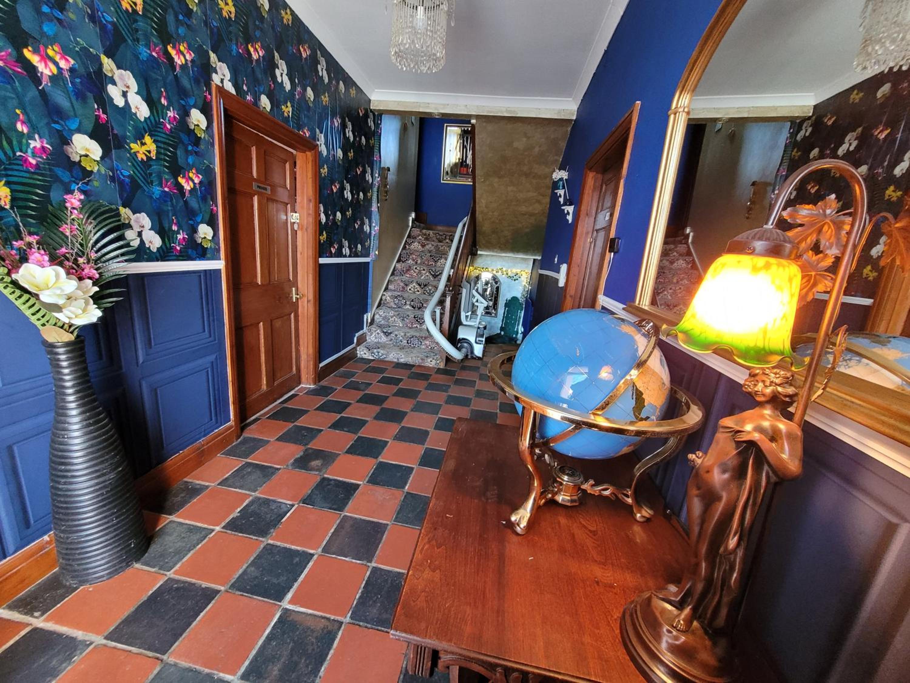 Deluxe Family Room - Photo 15