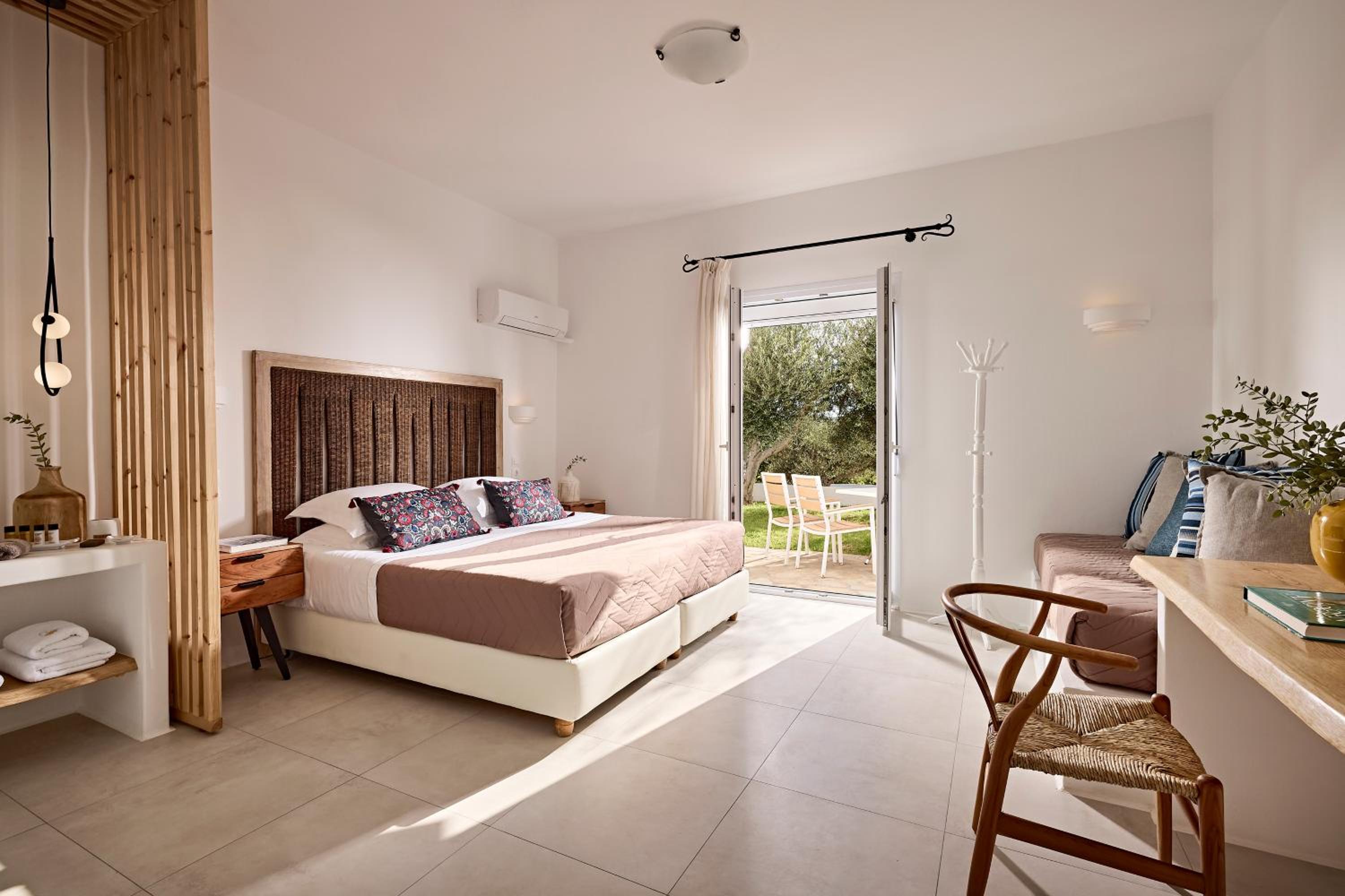 Triple Room with Garden View photo 3