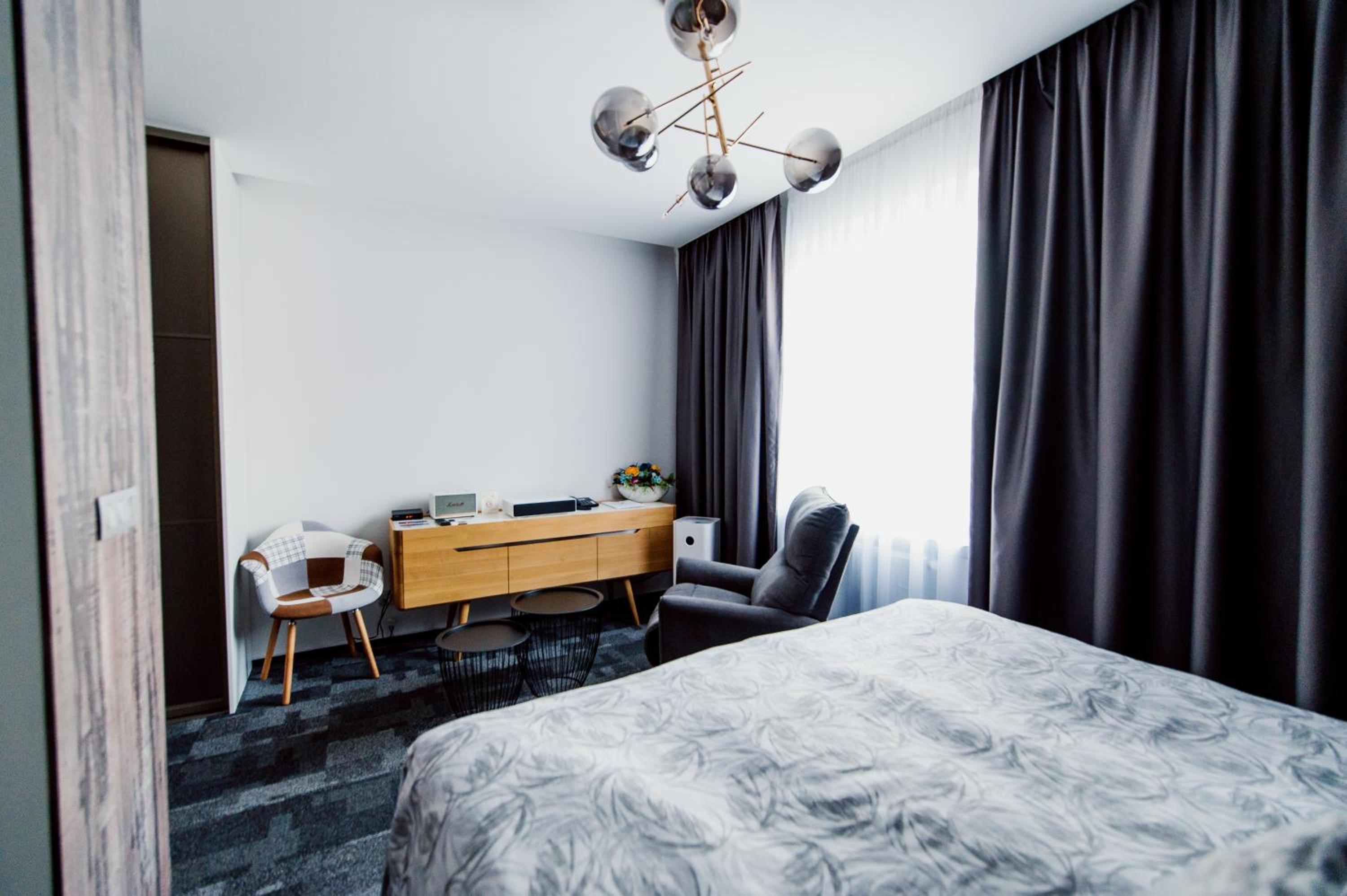 Deluxe Room - Photo 2