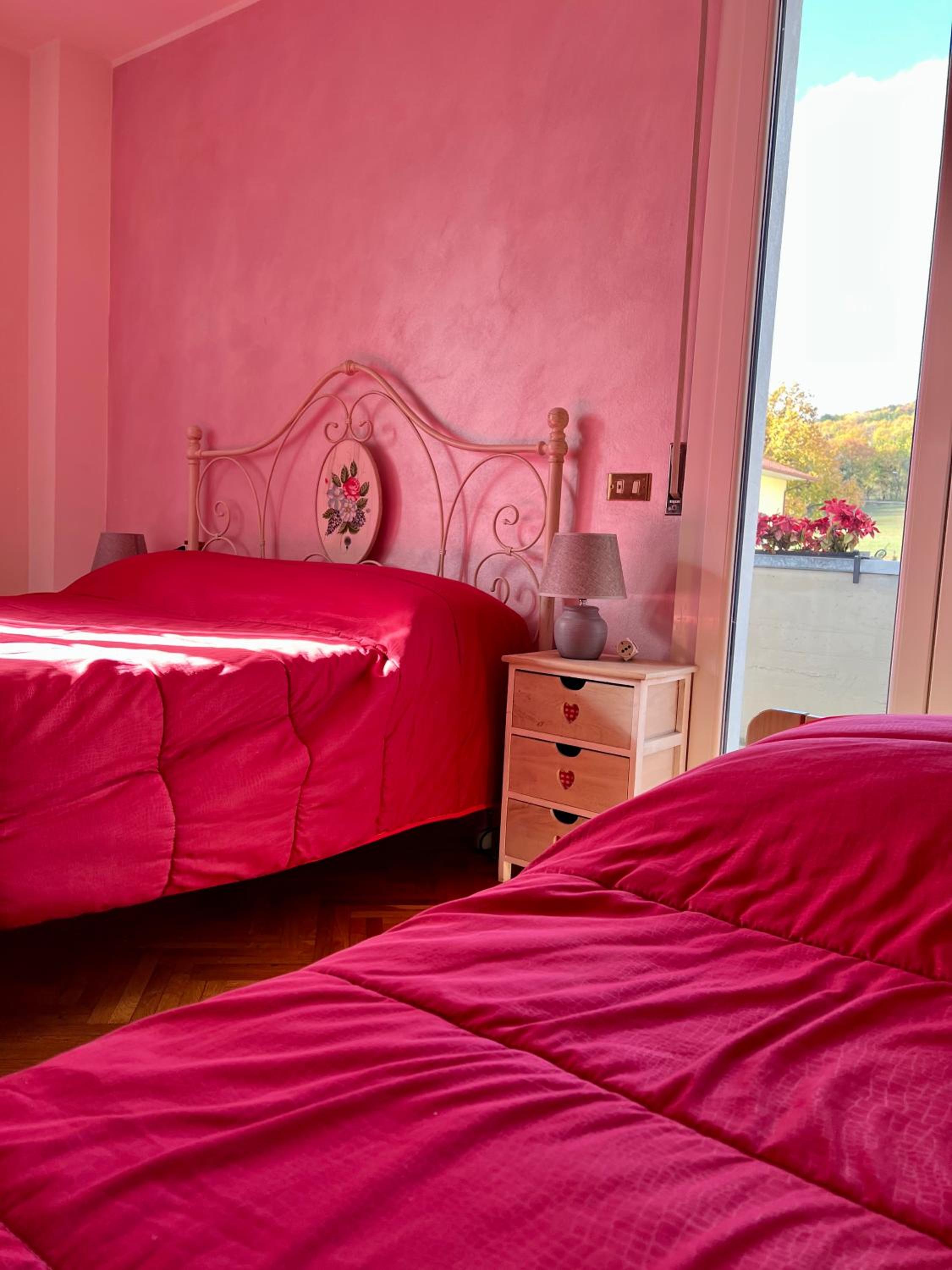 Double or Twin Room with Balcony - Photo 2
