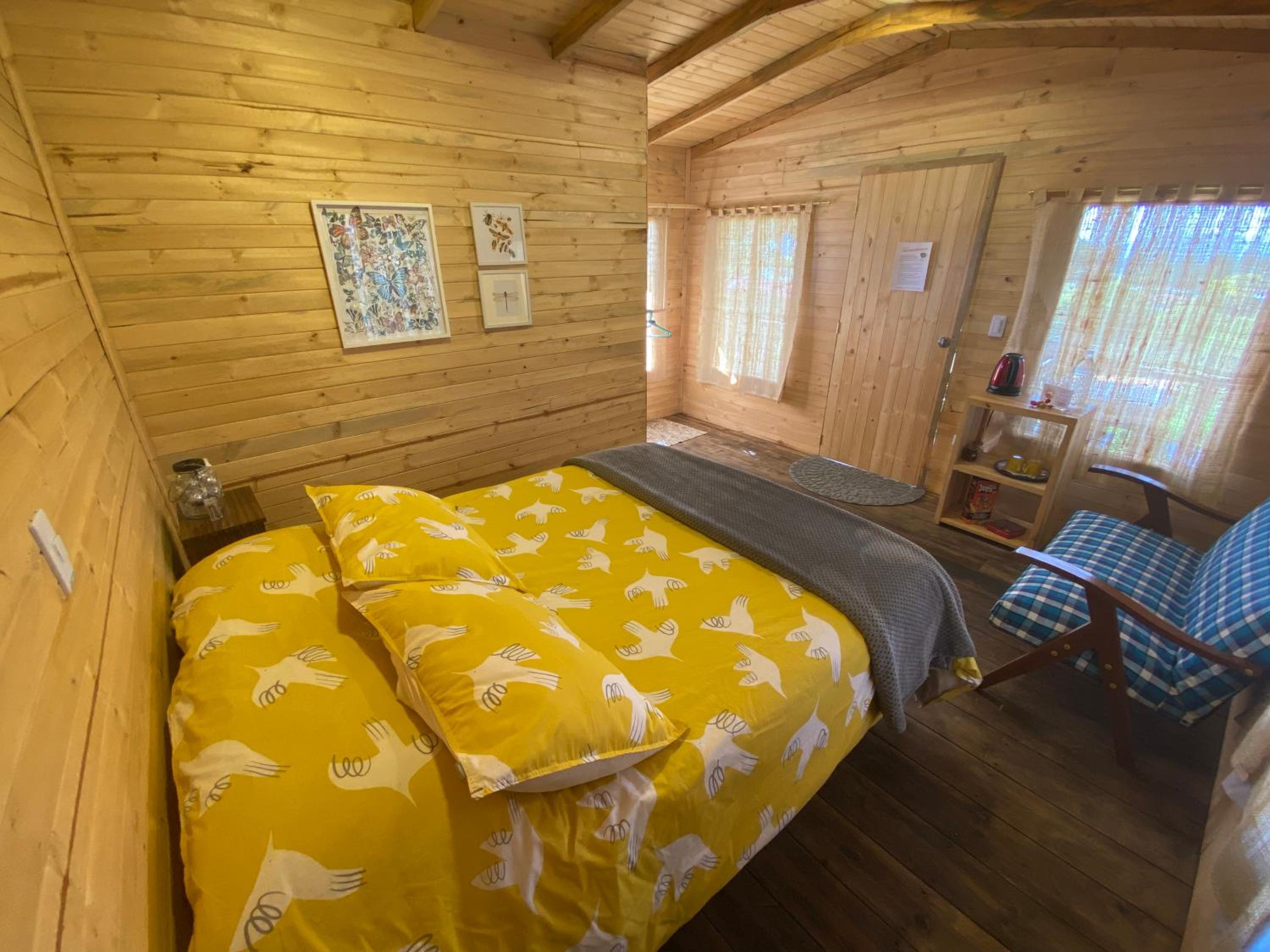 Queen Room with Balcony photo 1