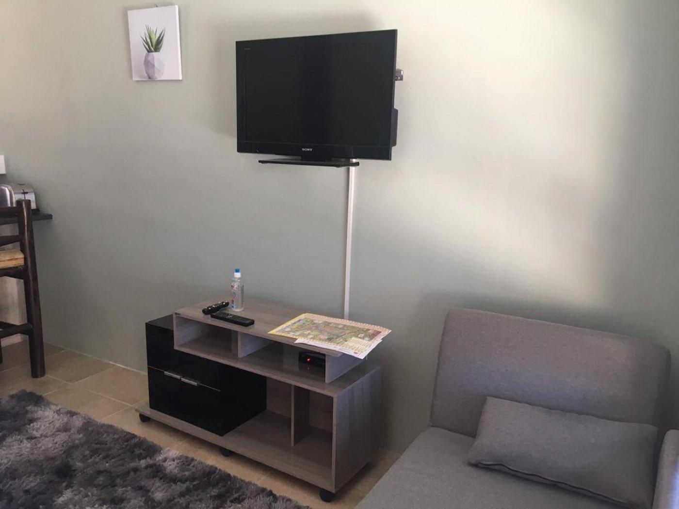 Standard Twin Room - Photo 1