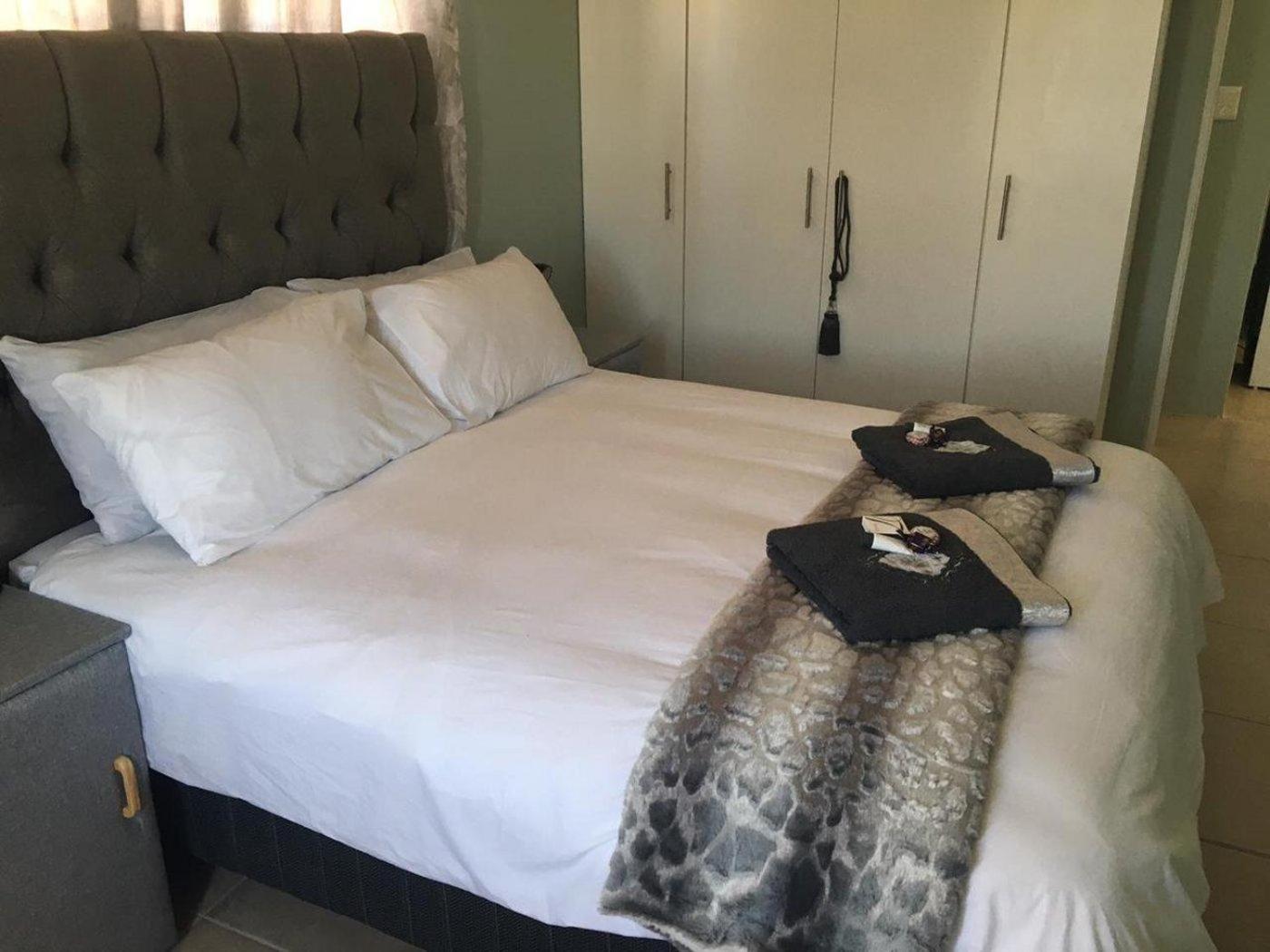 Standard Double Room - Photo 1
