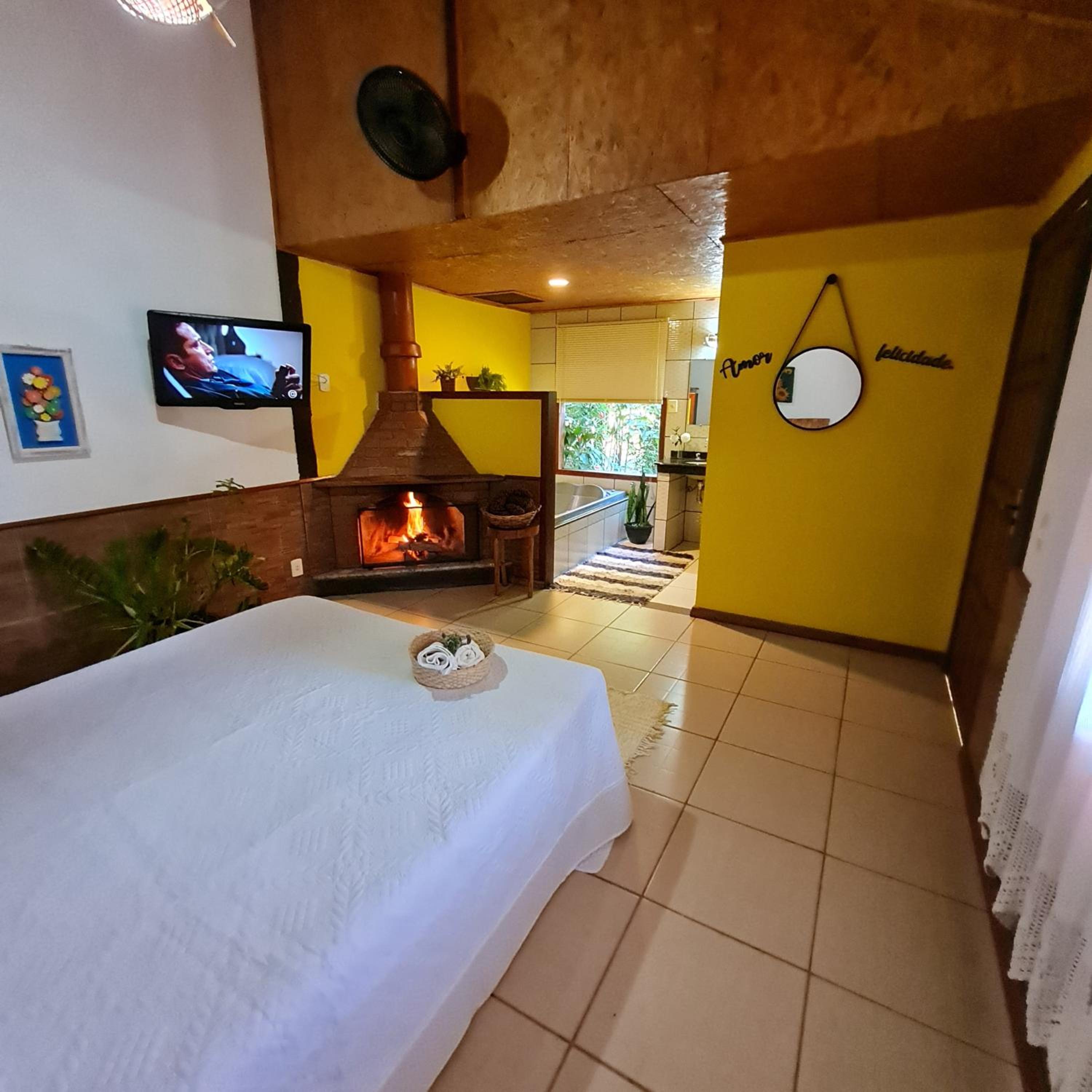 Deluxe Double Room with Bath photo 1