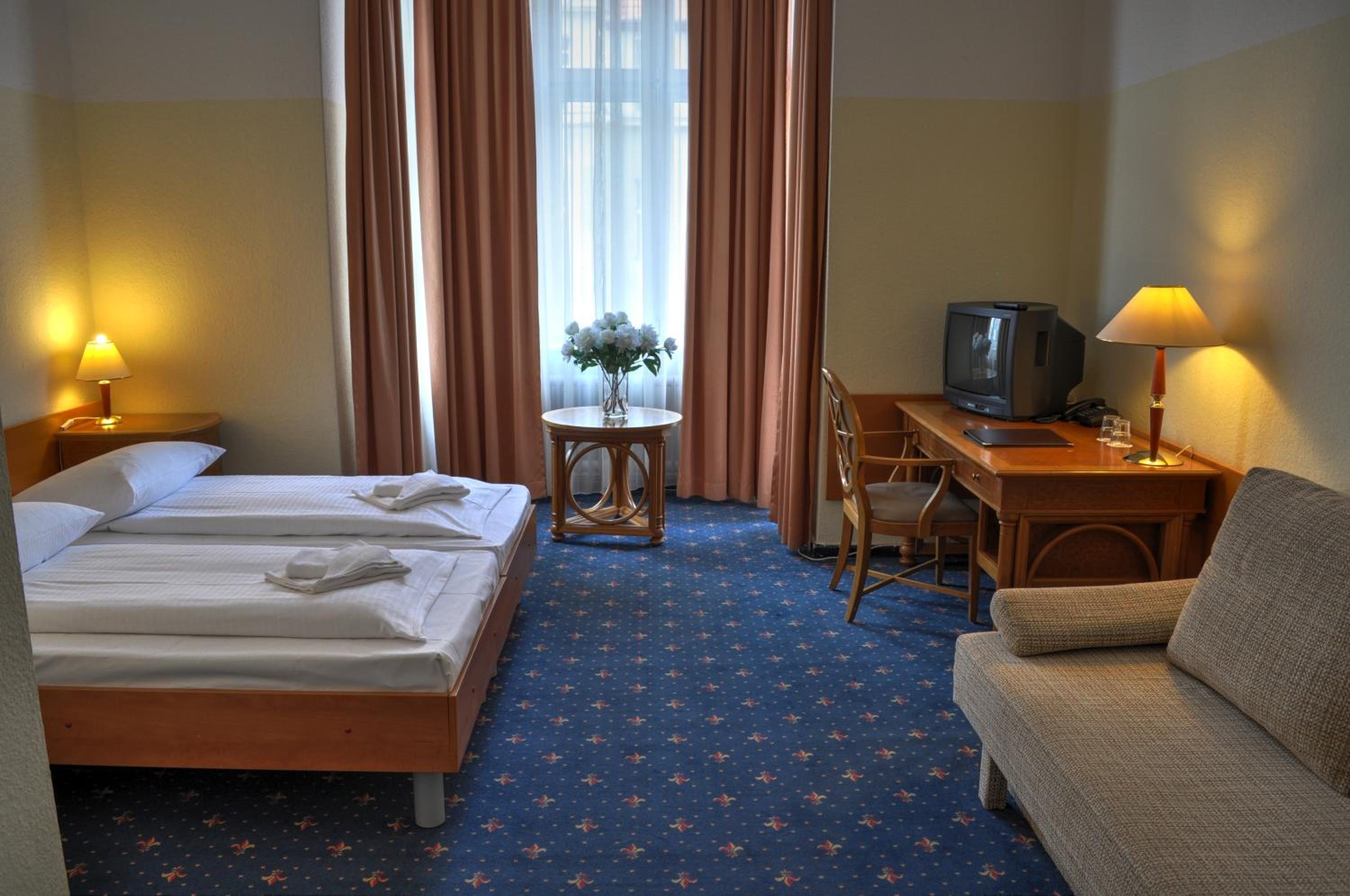 Triple Room photo 2