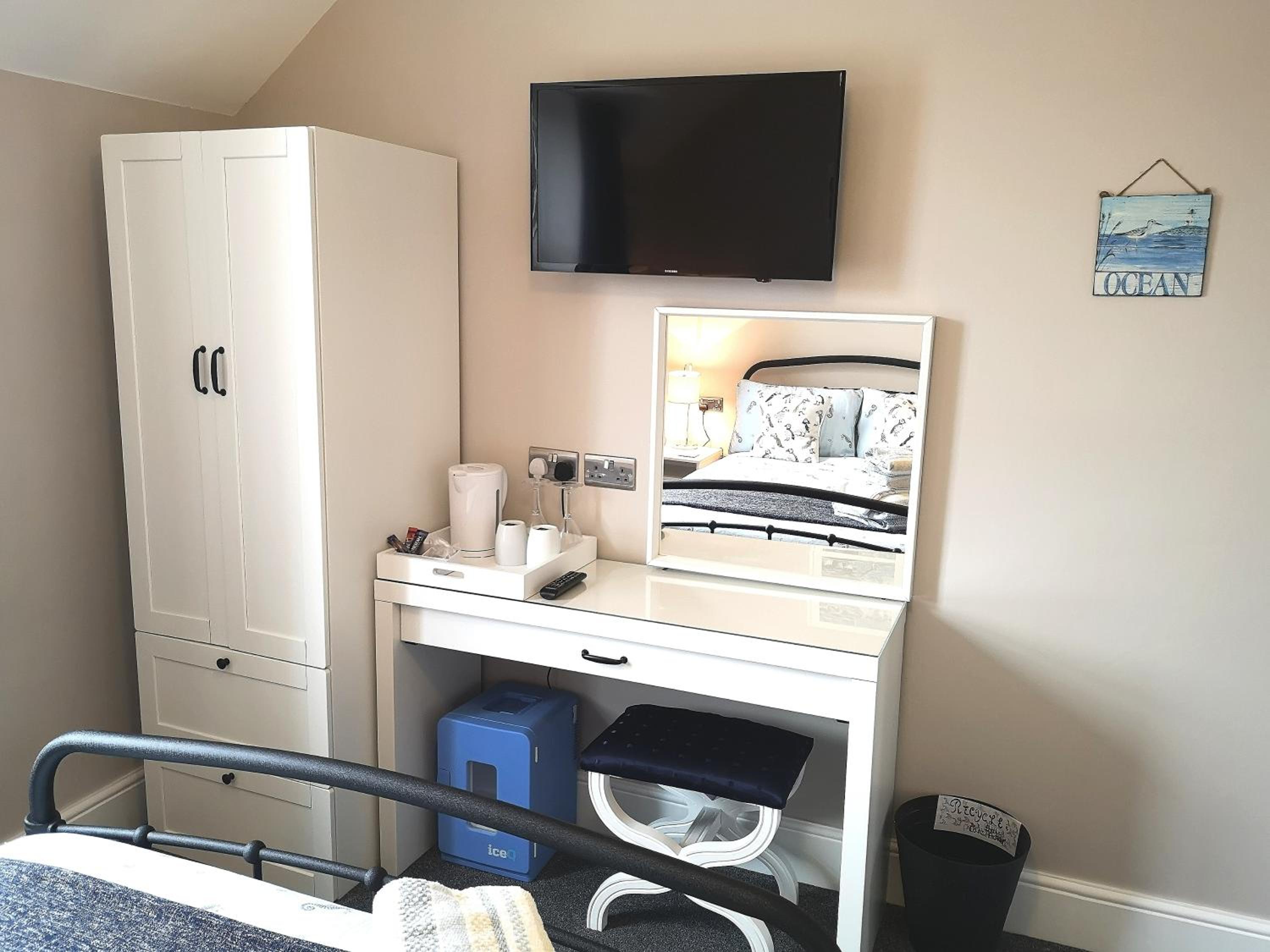Double Room with Private Bathroom photo 3