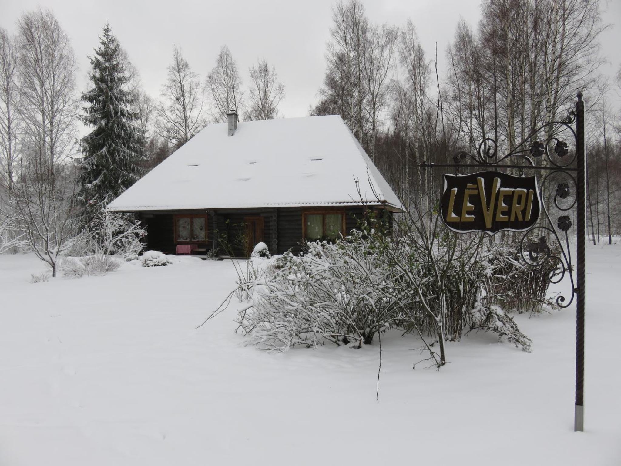 Four-Bedroom House - Photo 7