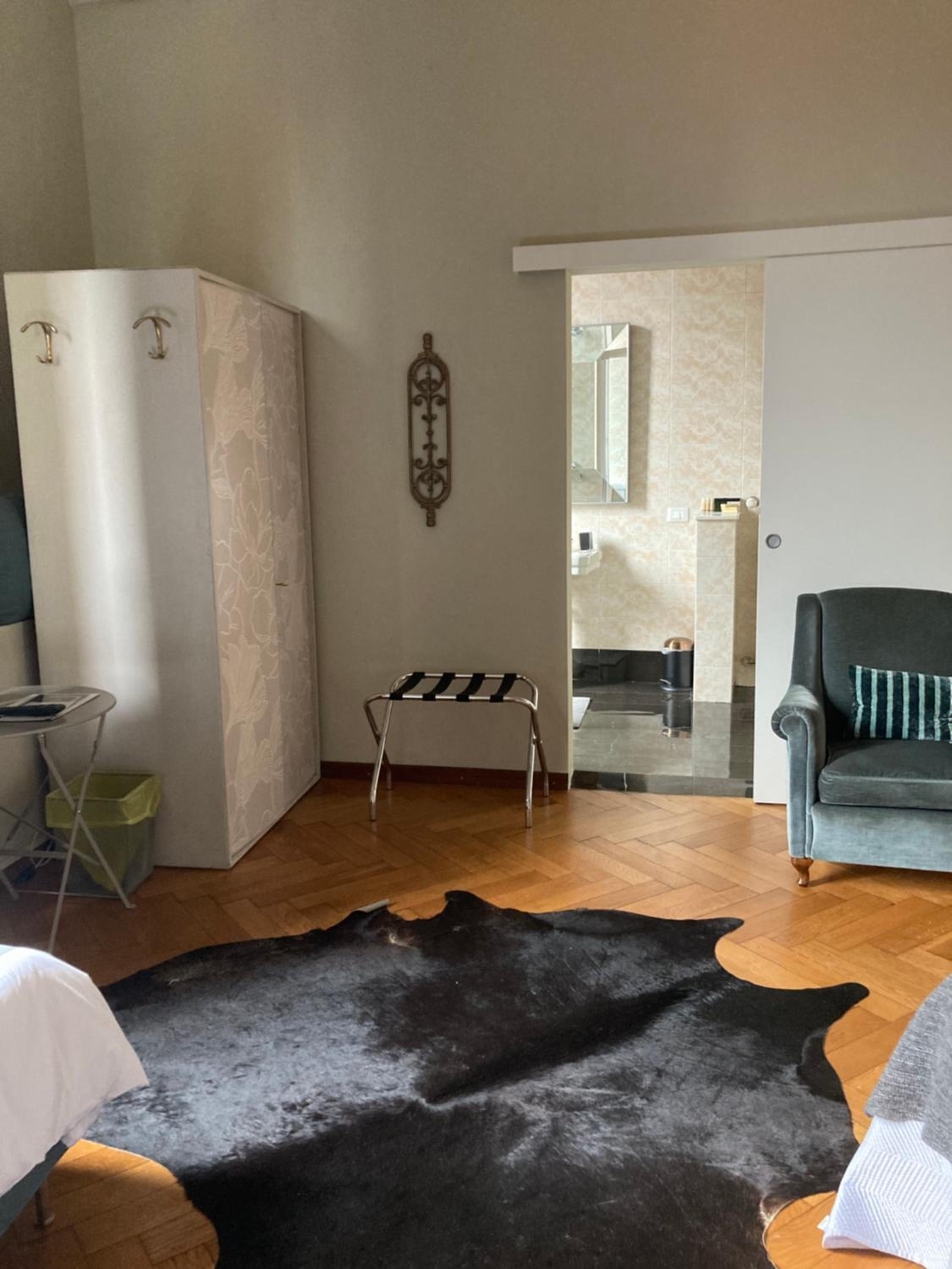 Deluxe Double Room - Photo 8