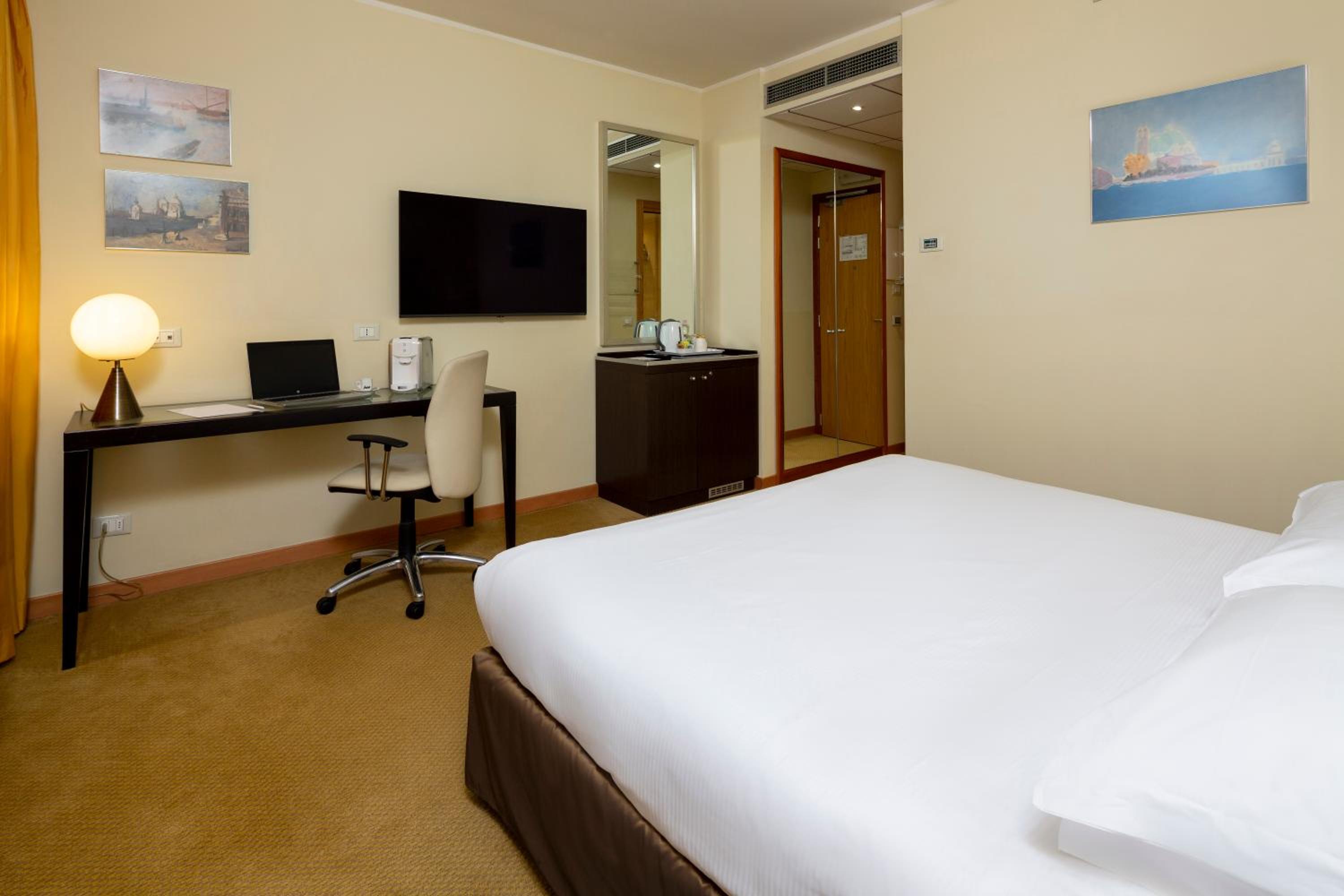 Standard Room - Photo 3