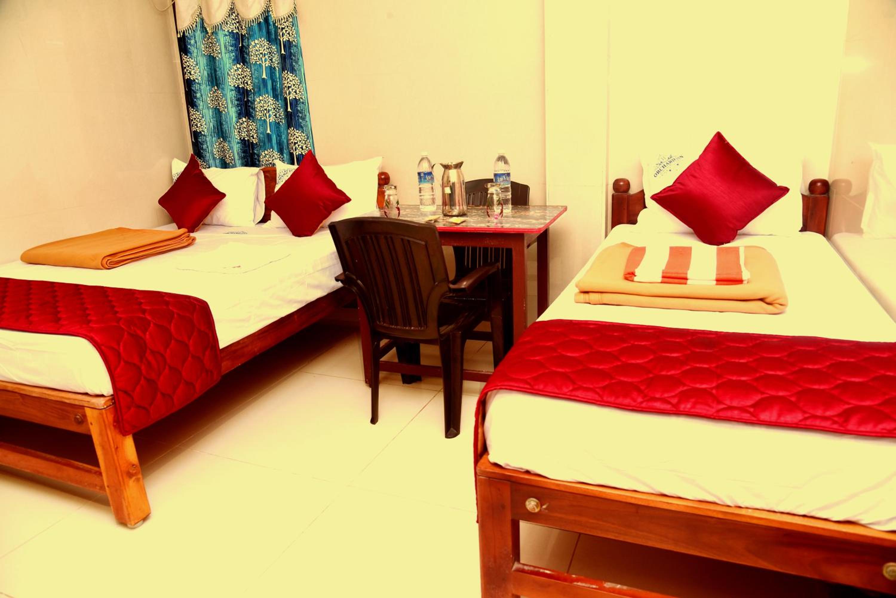 Deluxe Twin Room - Photo 2