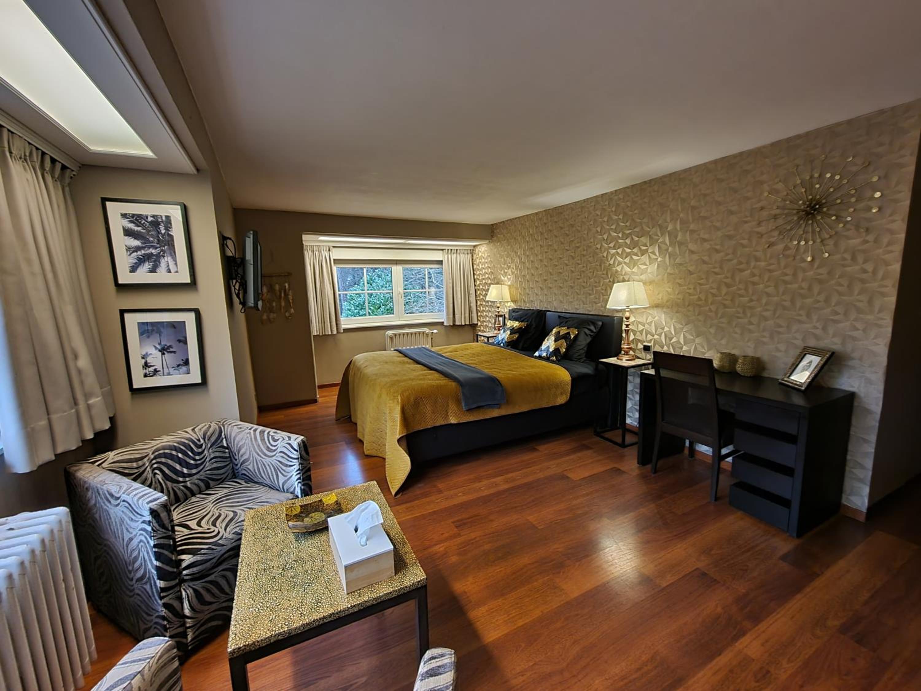 King Room with Garden View