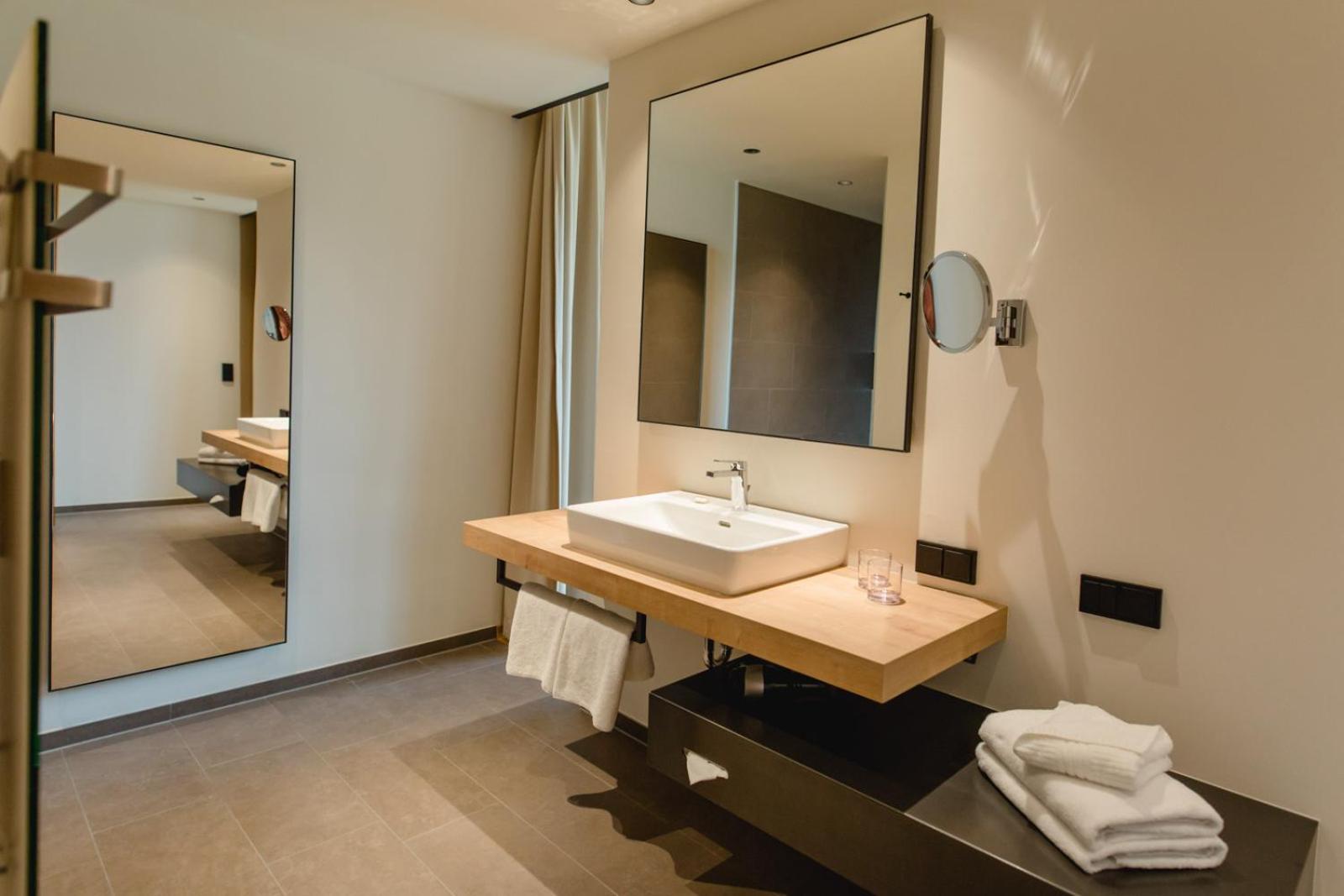 Deluxe Double Room - Photo 3