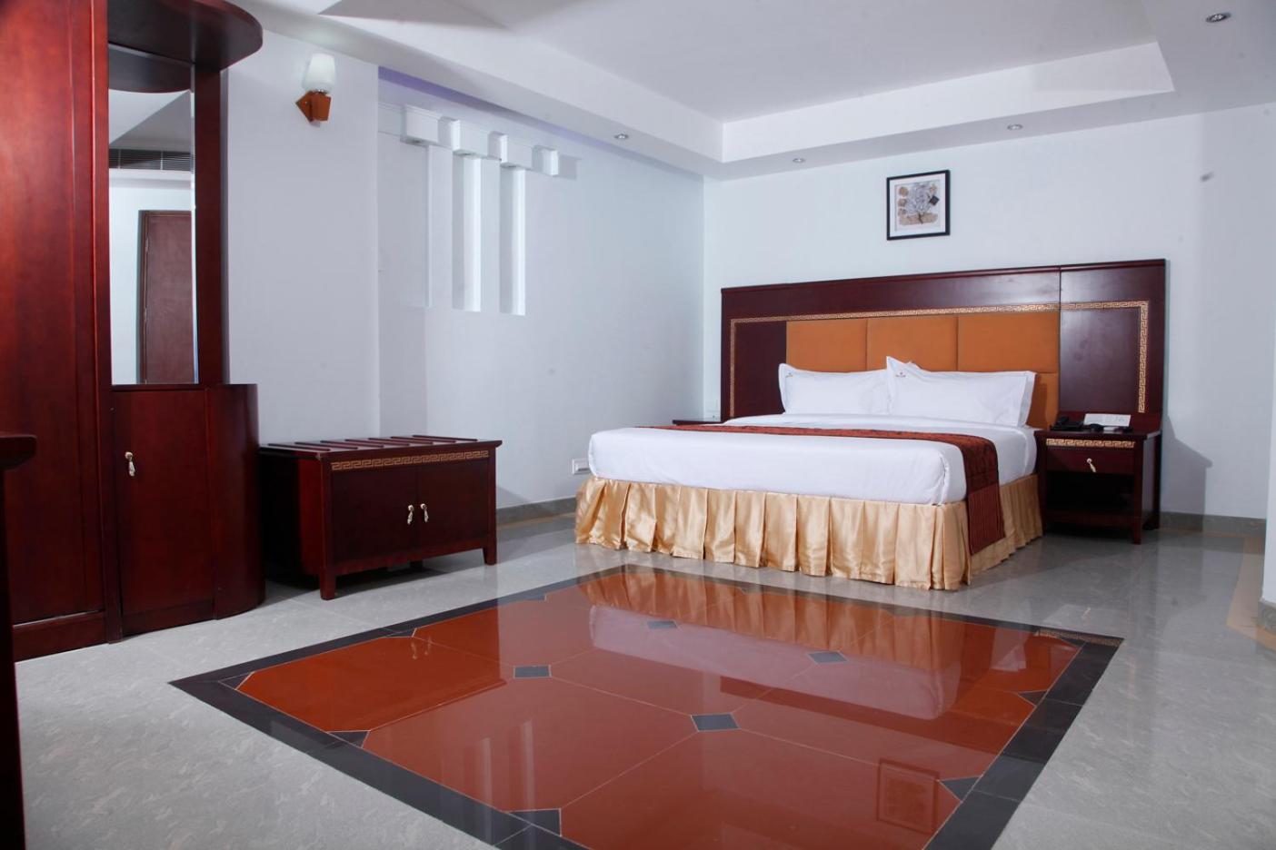 Suite photo 1