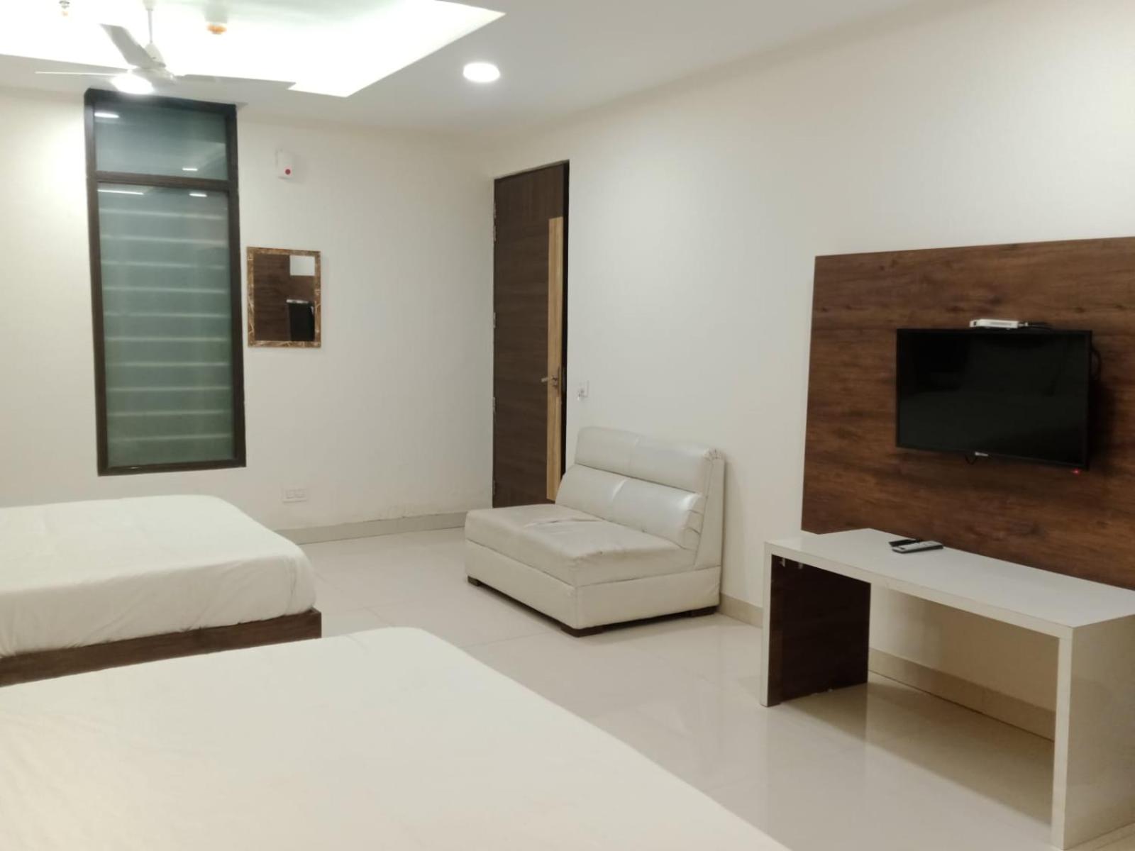 Deluxe Double Room - Photo 5