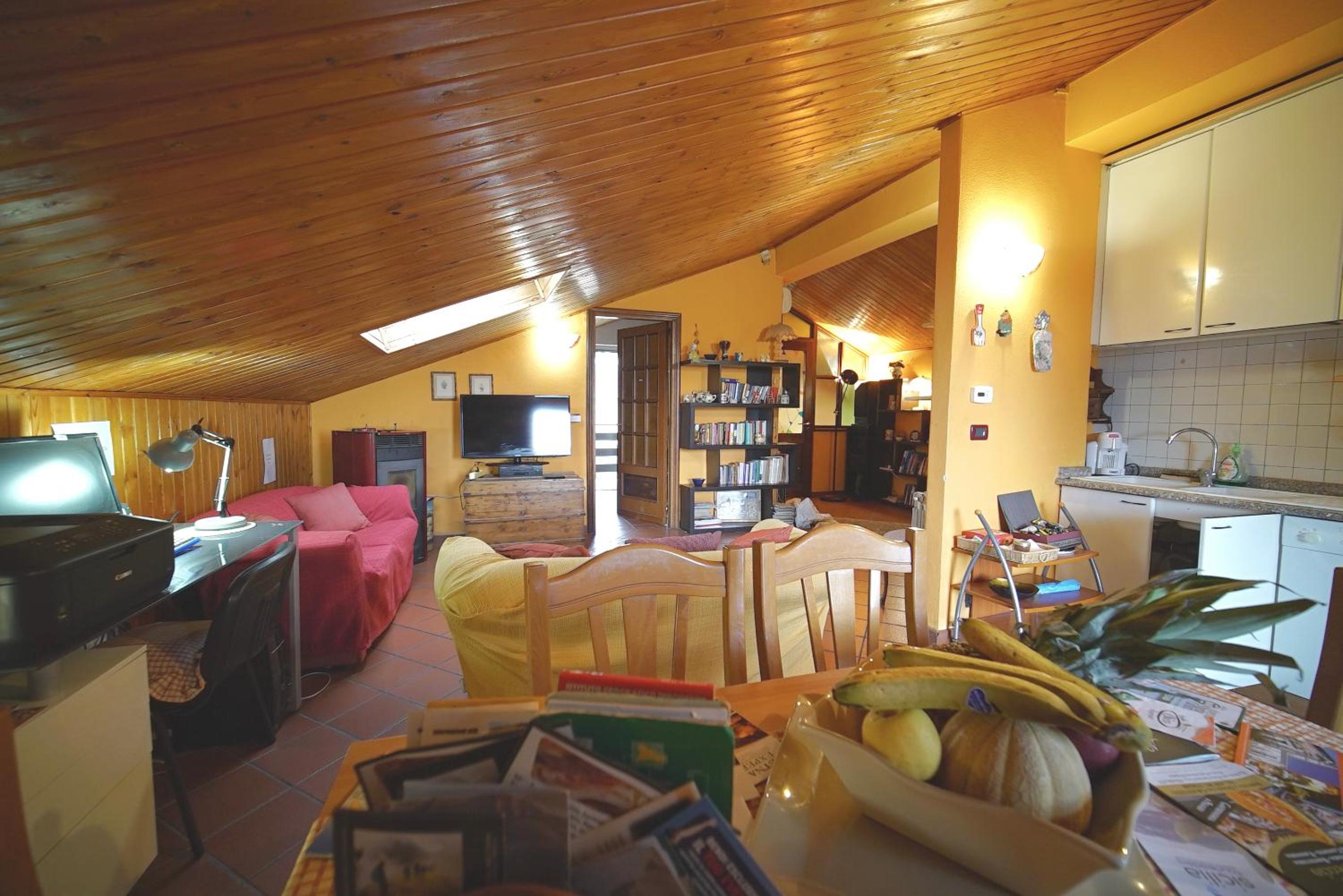 Three-Bedroom Apartment photo 1