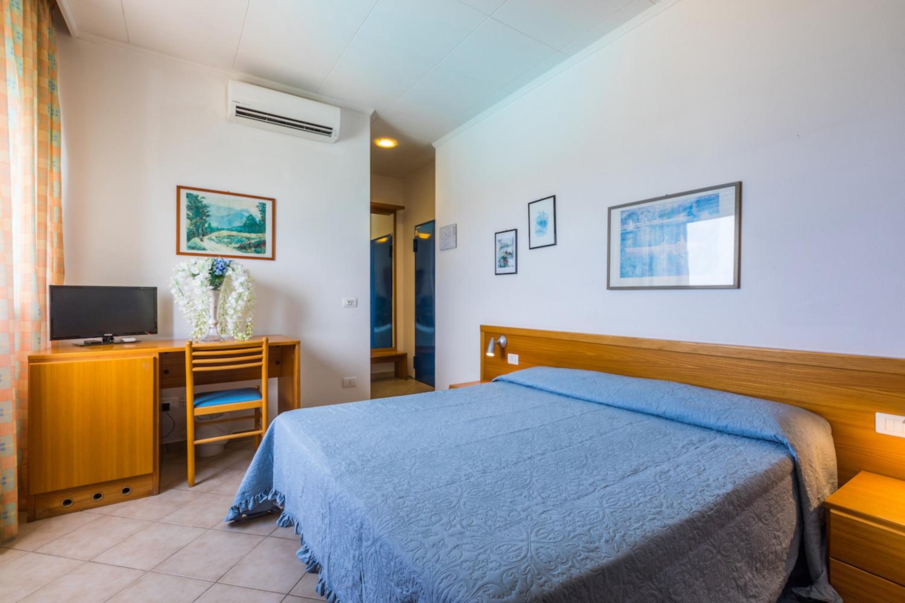 Standard Quadruple Room photo 1