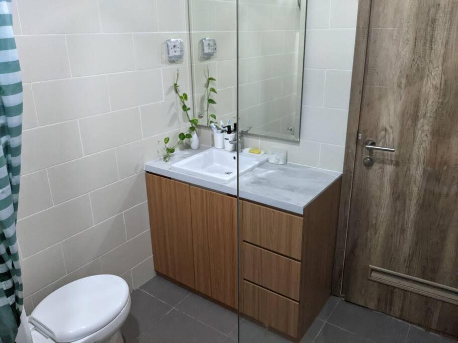 One-Bedroom Apartment - Photo 11
