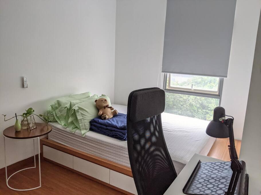 One-Bedroom Apartment - Photo 8