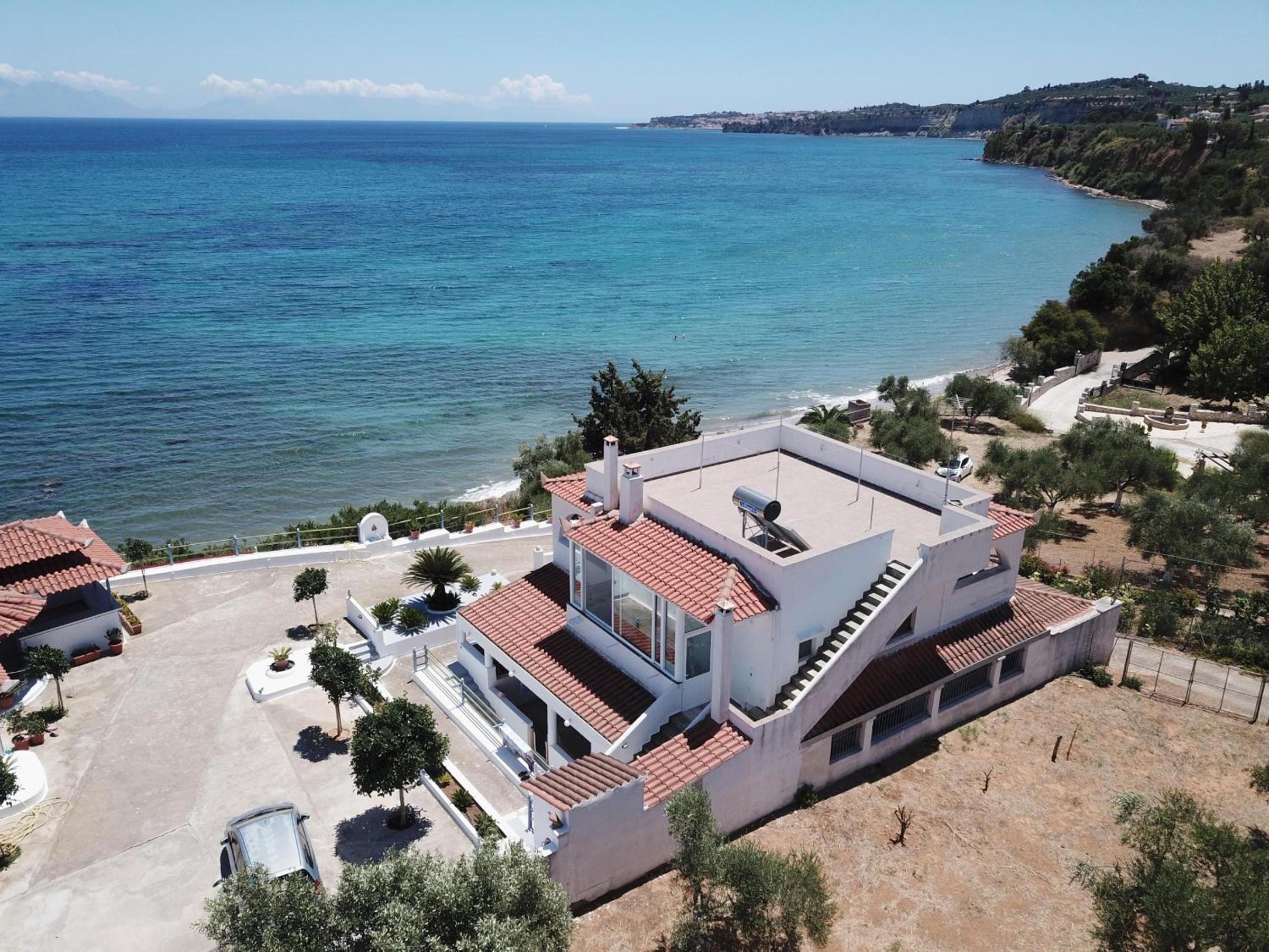 Apartment With Sea View photo 2