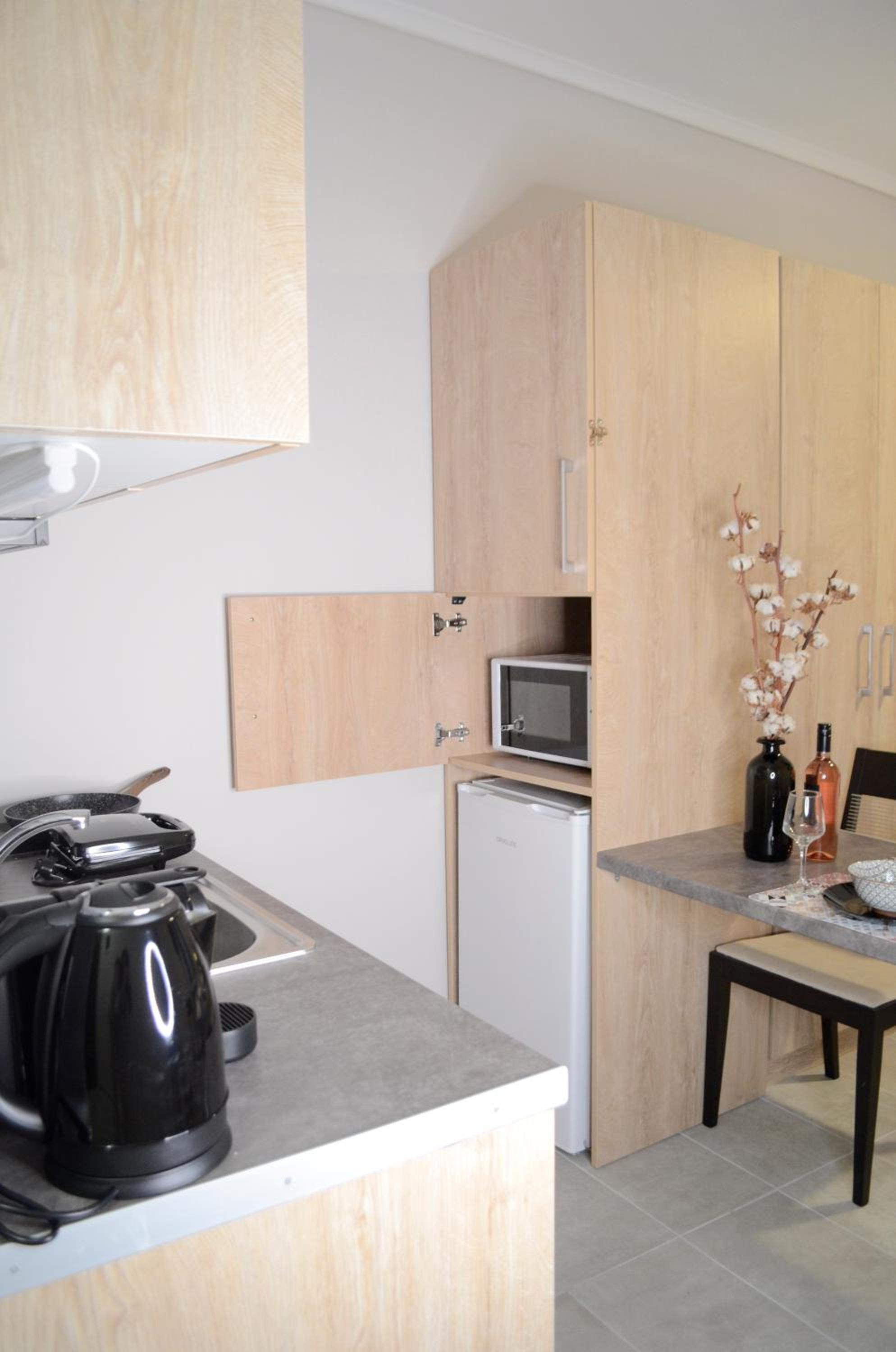One-Bedroom Apartment - Photo 8