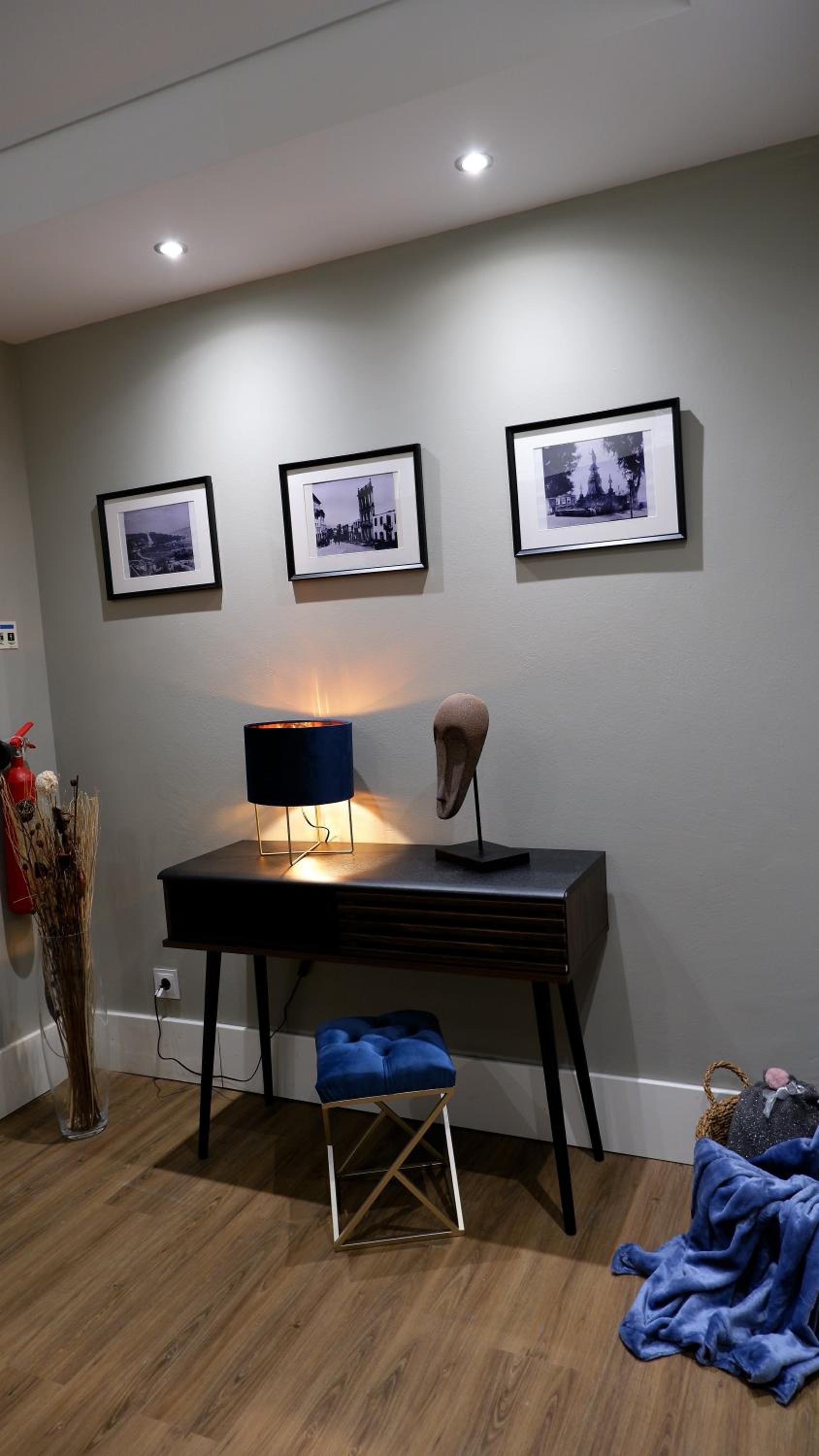 One-Bedroom Apartment - Photo 16