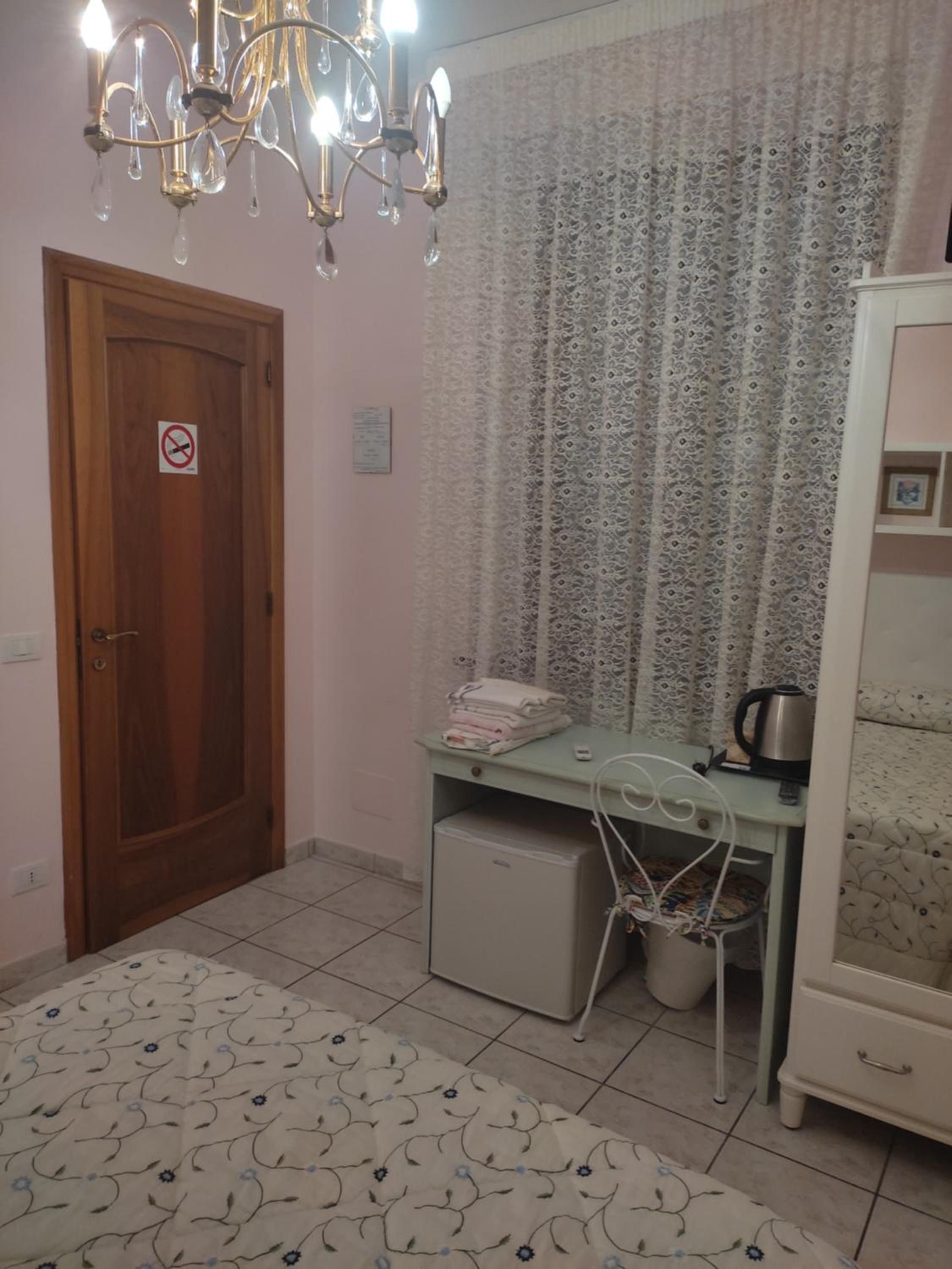 Small Double Room photo 2