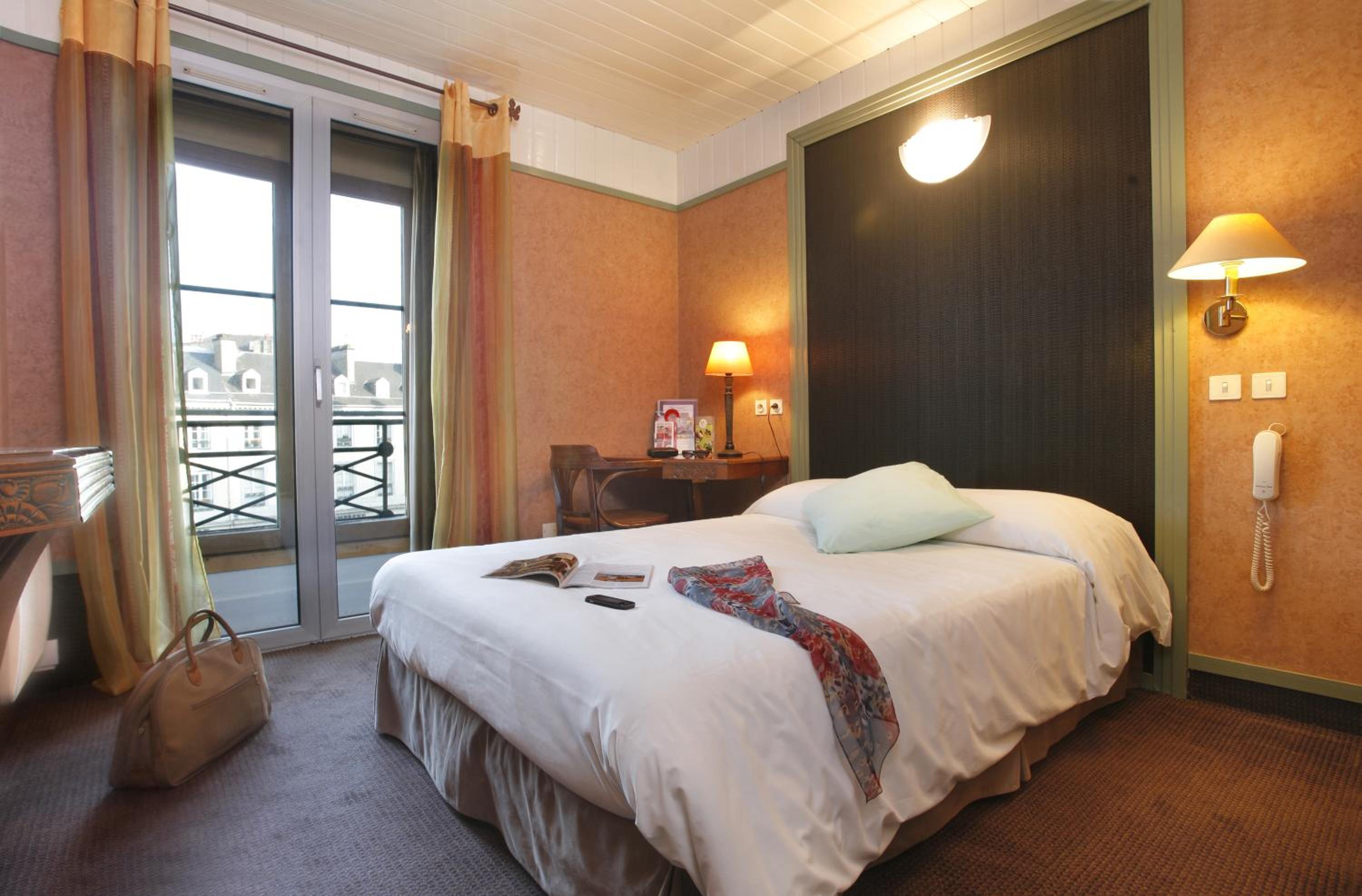 Standard Double Room - Photo 1