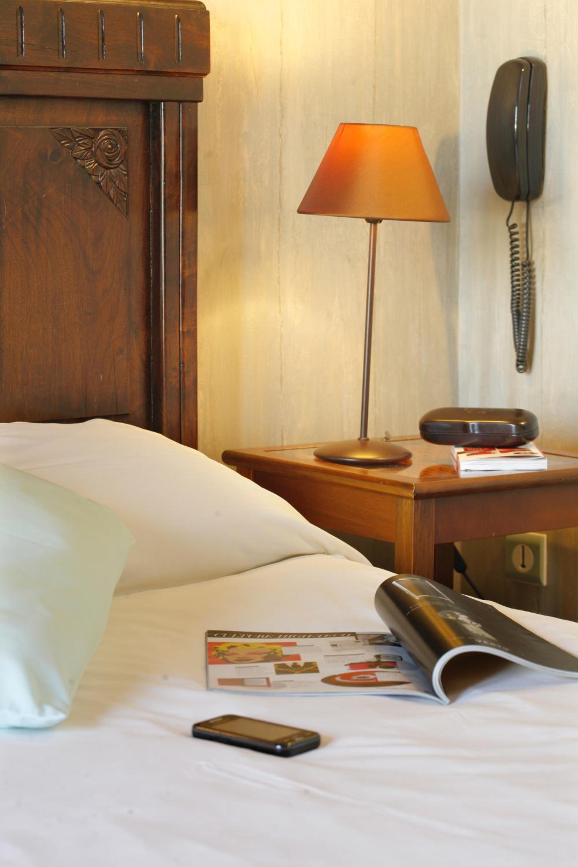 Standard Double Room - Photo 4