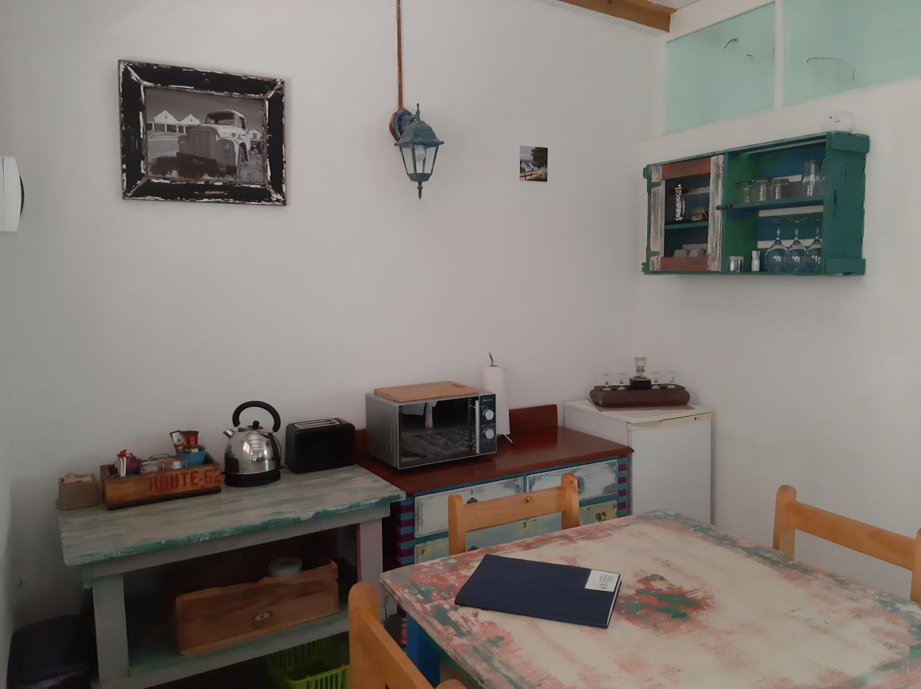Deluxe Double Room with Balcony - Photo 7