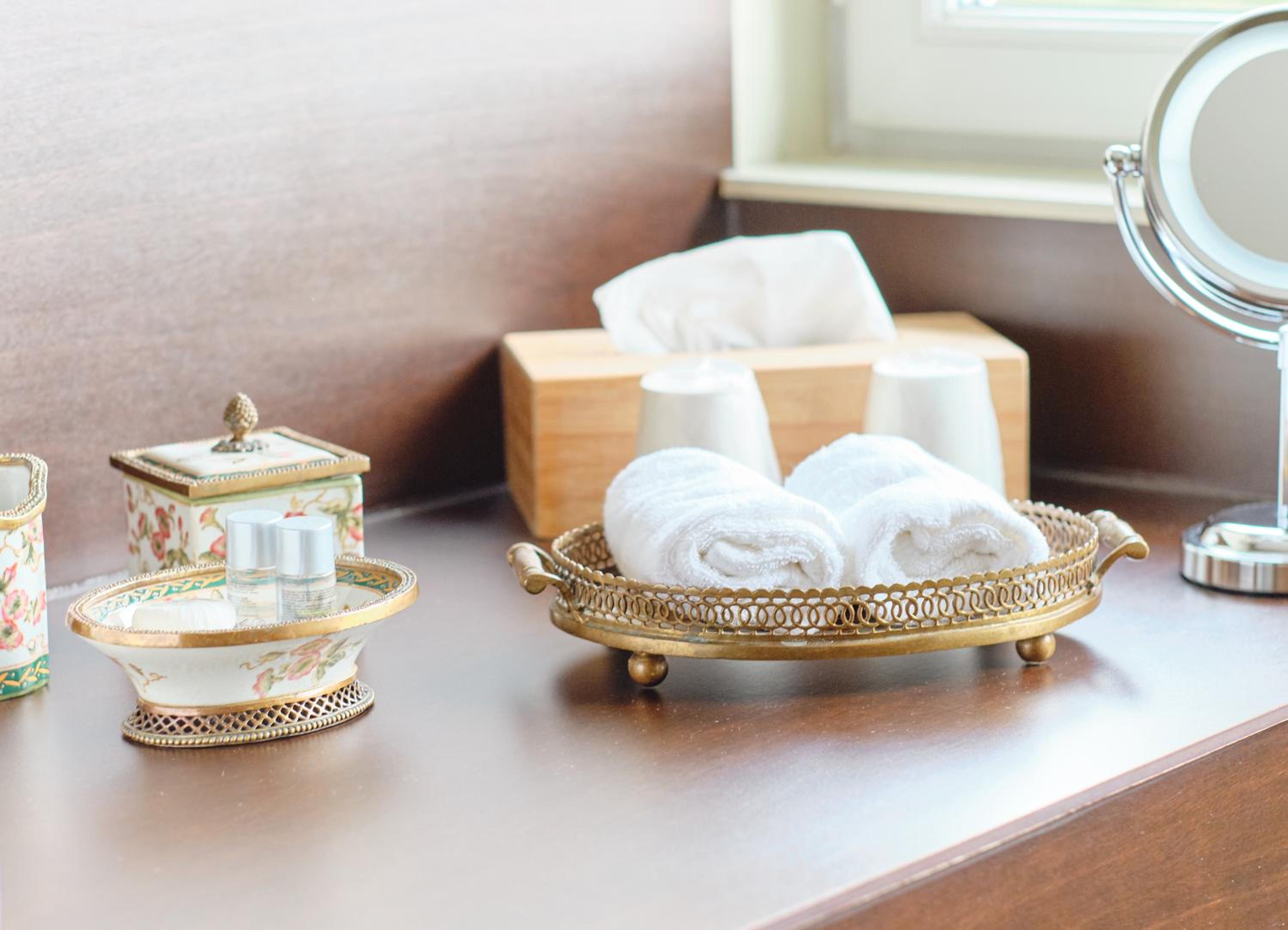 Executive Suite - Photo 21