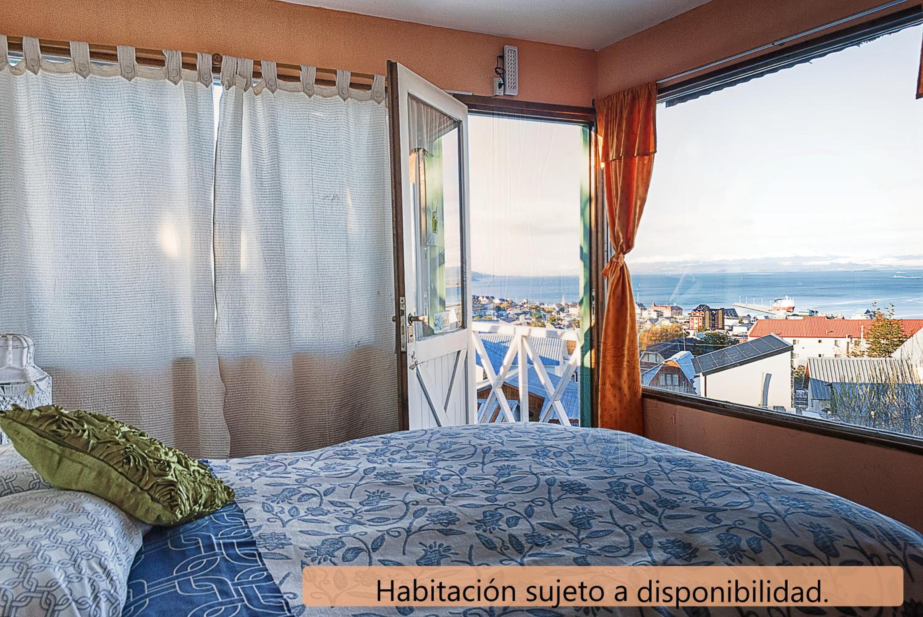 Double or Twin Room photo 3