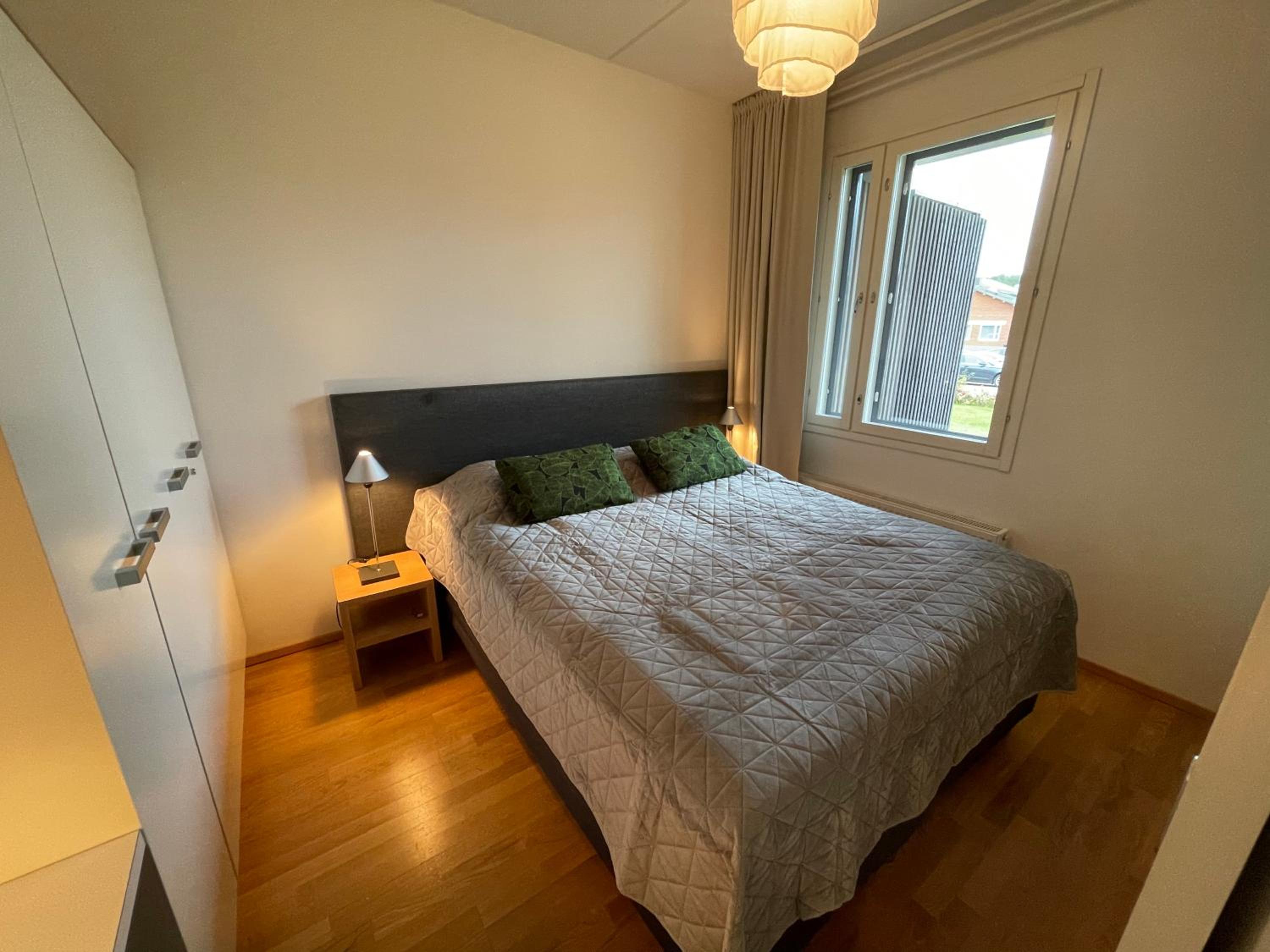 Two-Bedroom Apartment - Photo 8