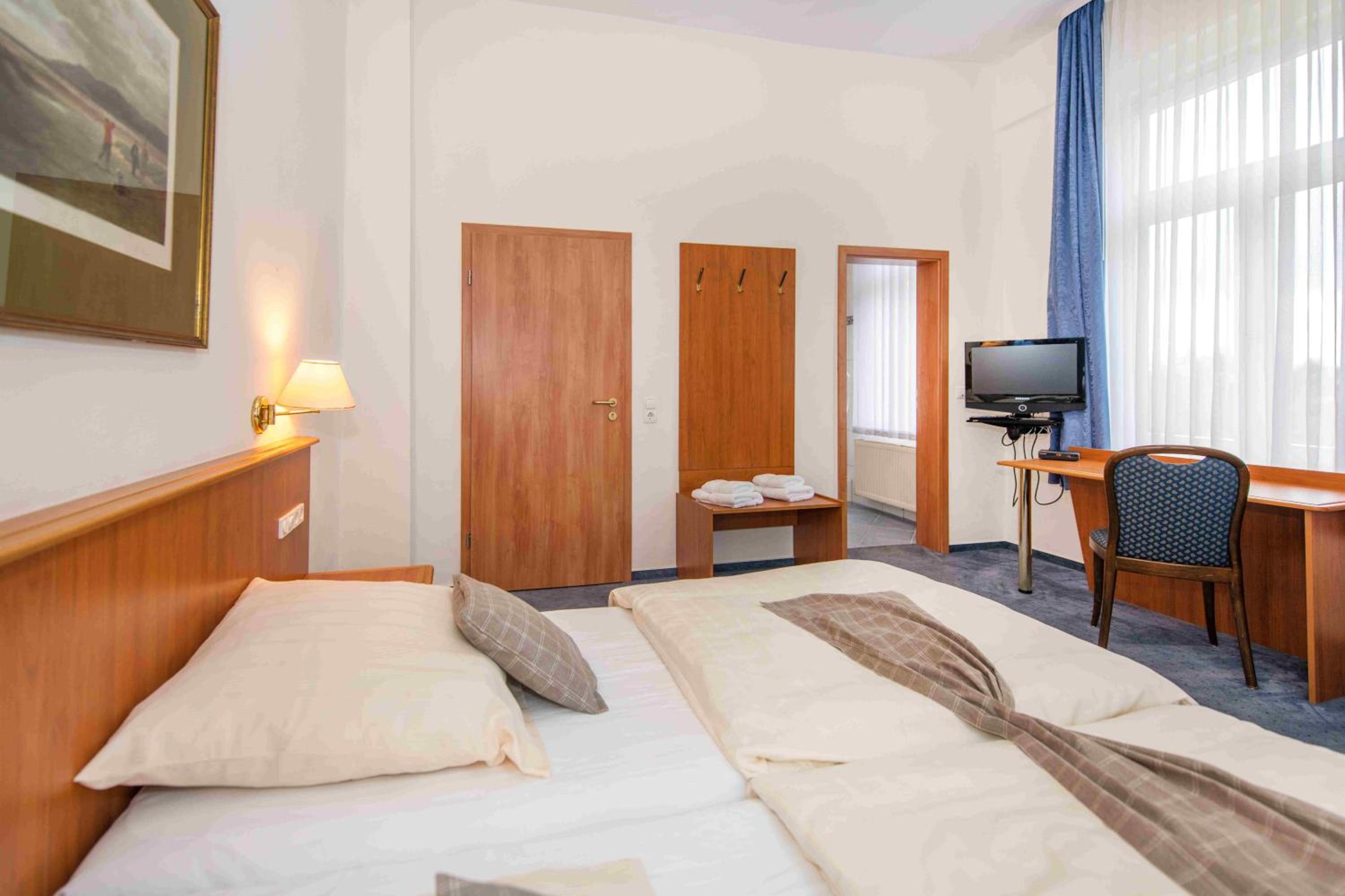 Double Room - Photo 1