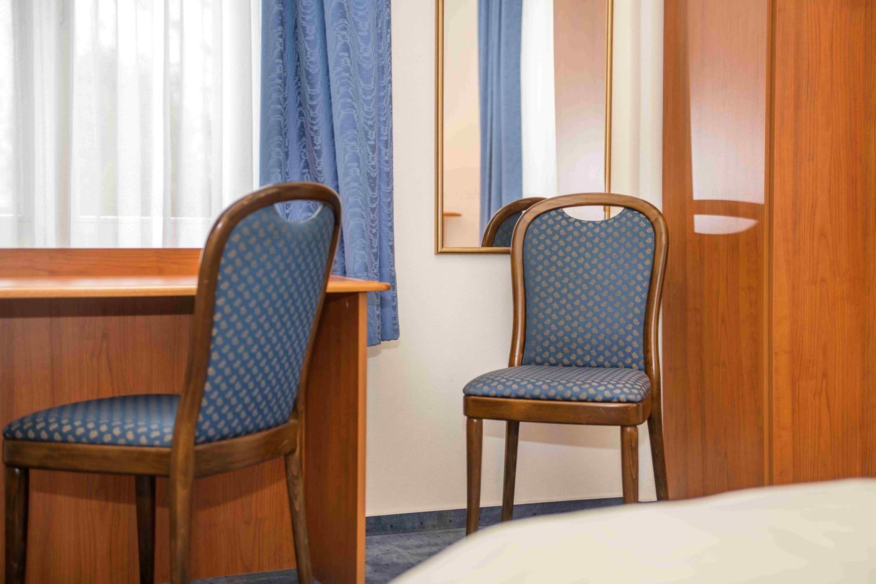 Double Room - Photo 16