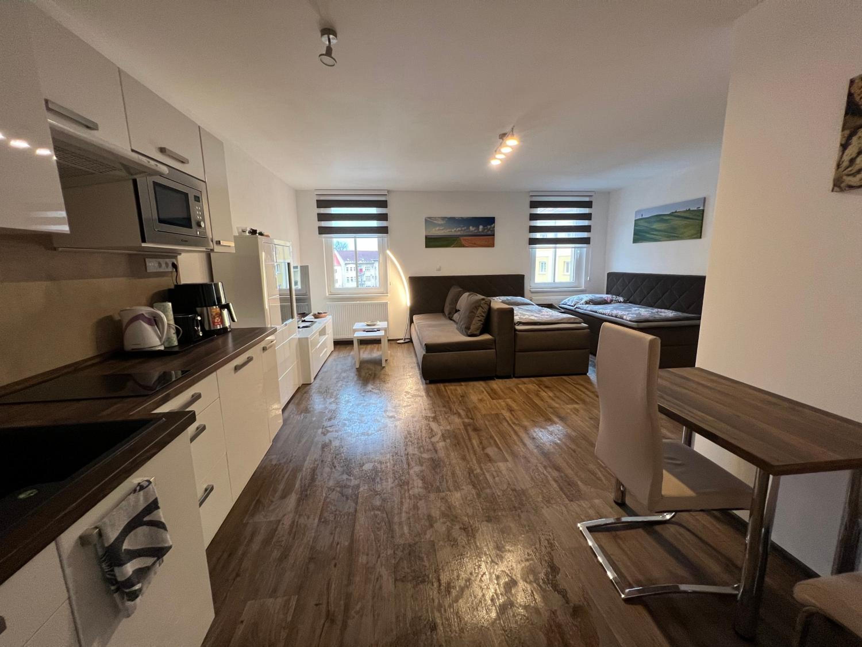 One-Bedroom Apartment - Photo 1